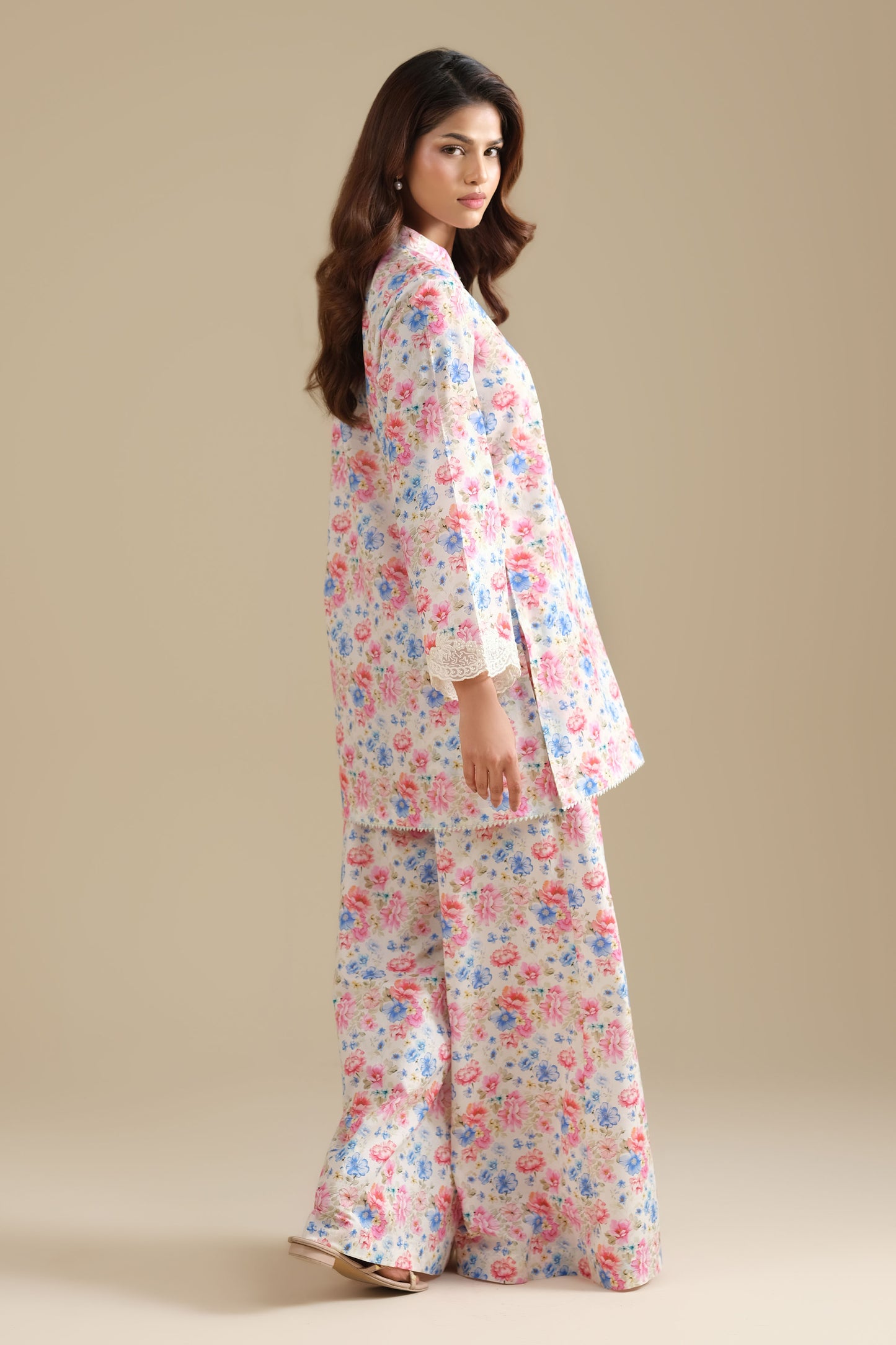 LAWN | EMBROIDERED