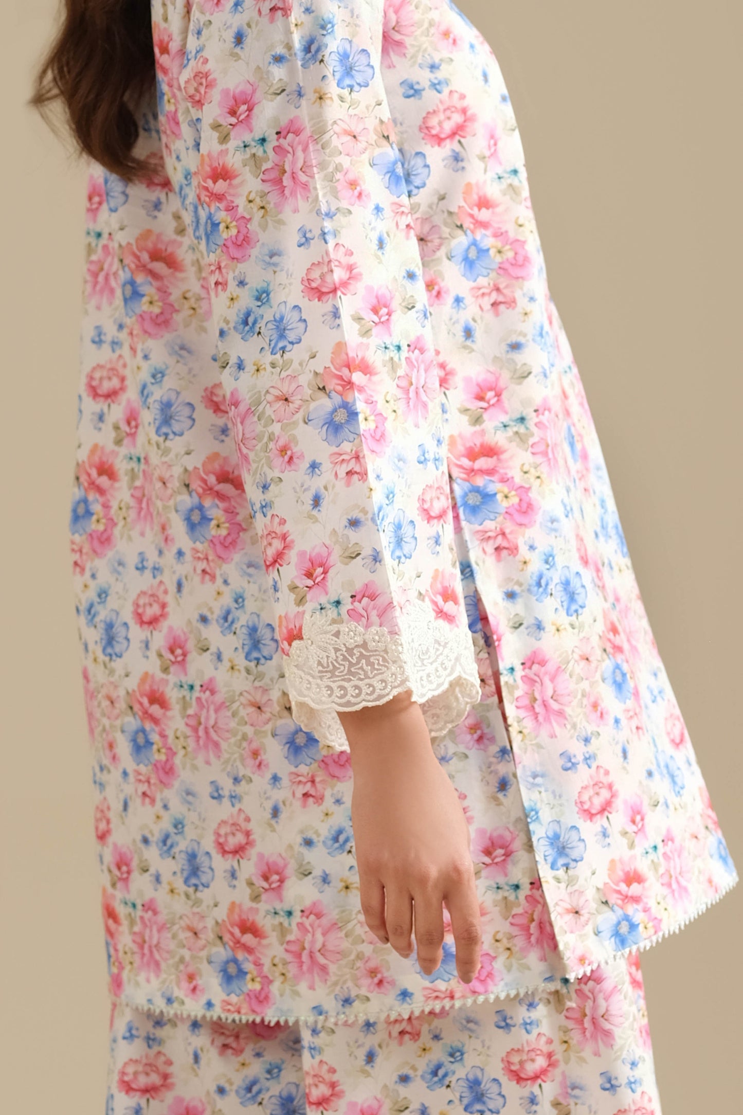 LAWN | EMBROIDERED