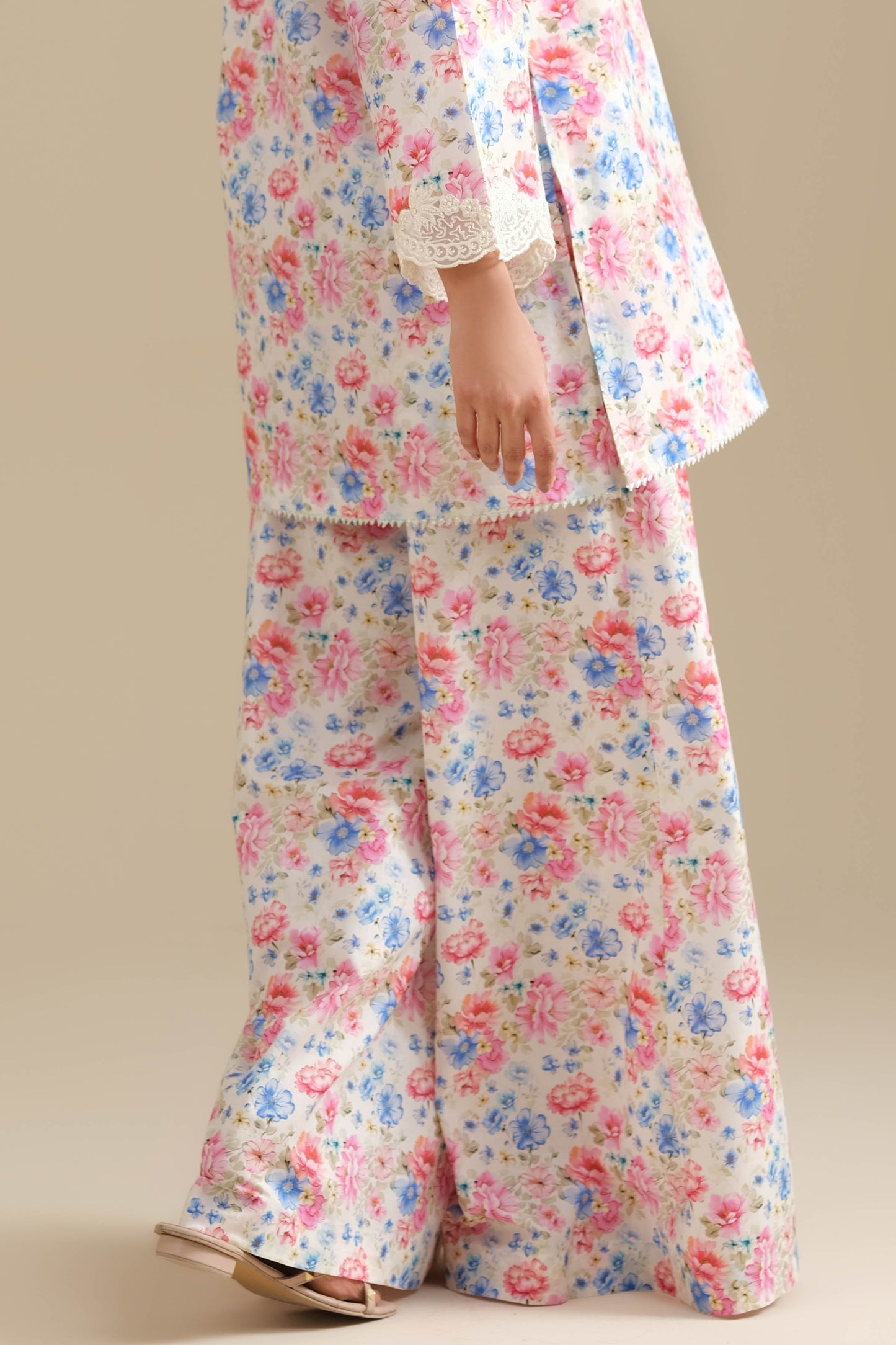 LAWN | EMBROIDERED