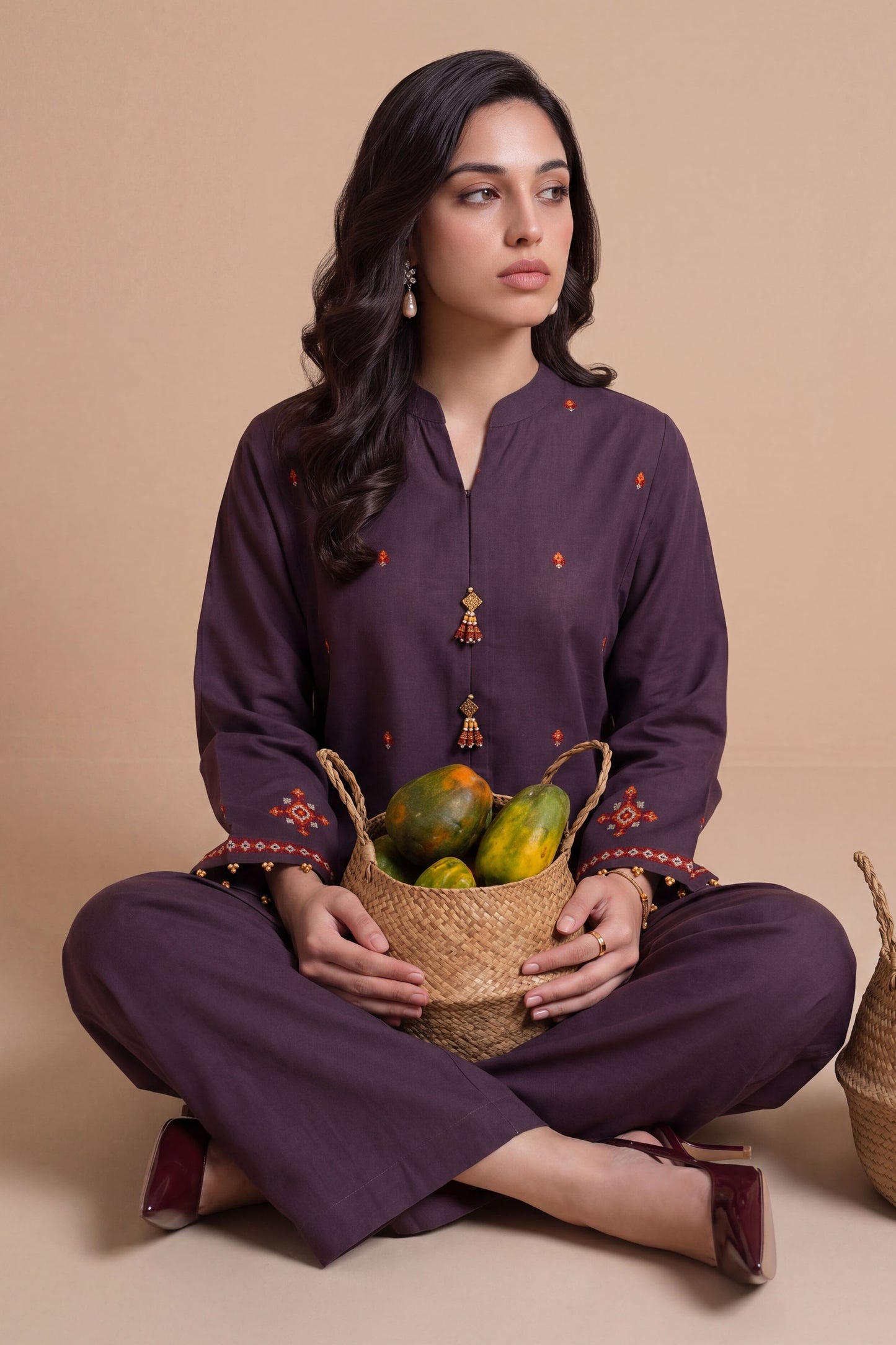 KHADDAR | EMBROIDERED