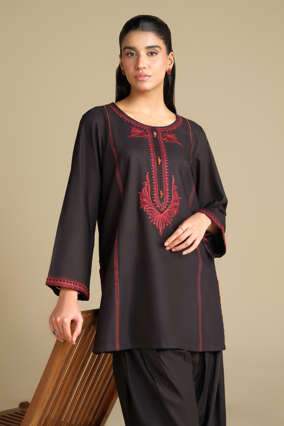 KHADDAR | EMBROIDERED