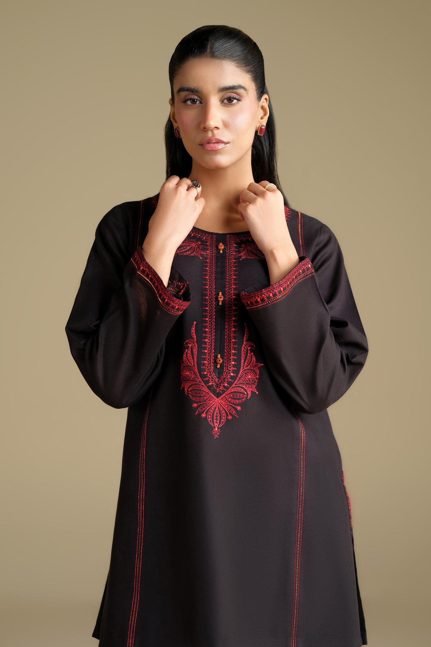 KHADDAR | EMBROIDERED