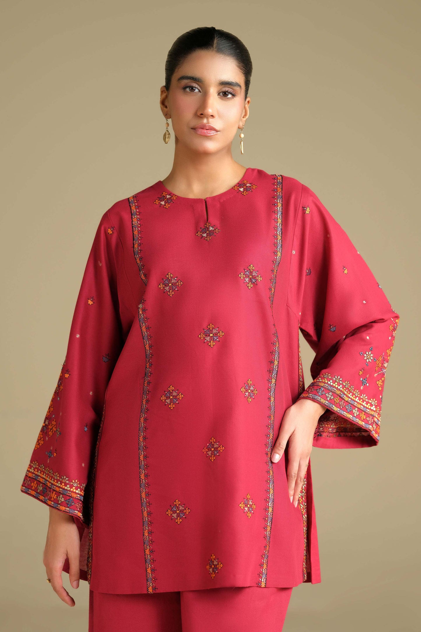 KHADDAR | EMBROIDERED
