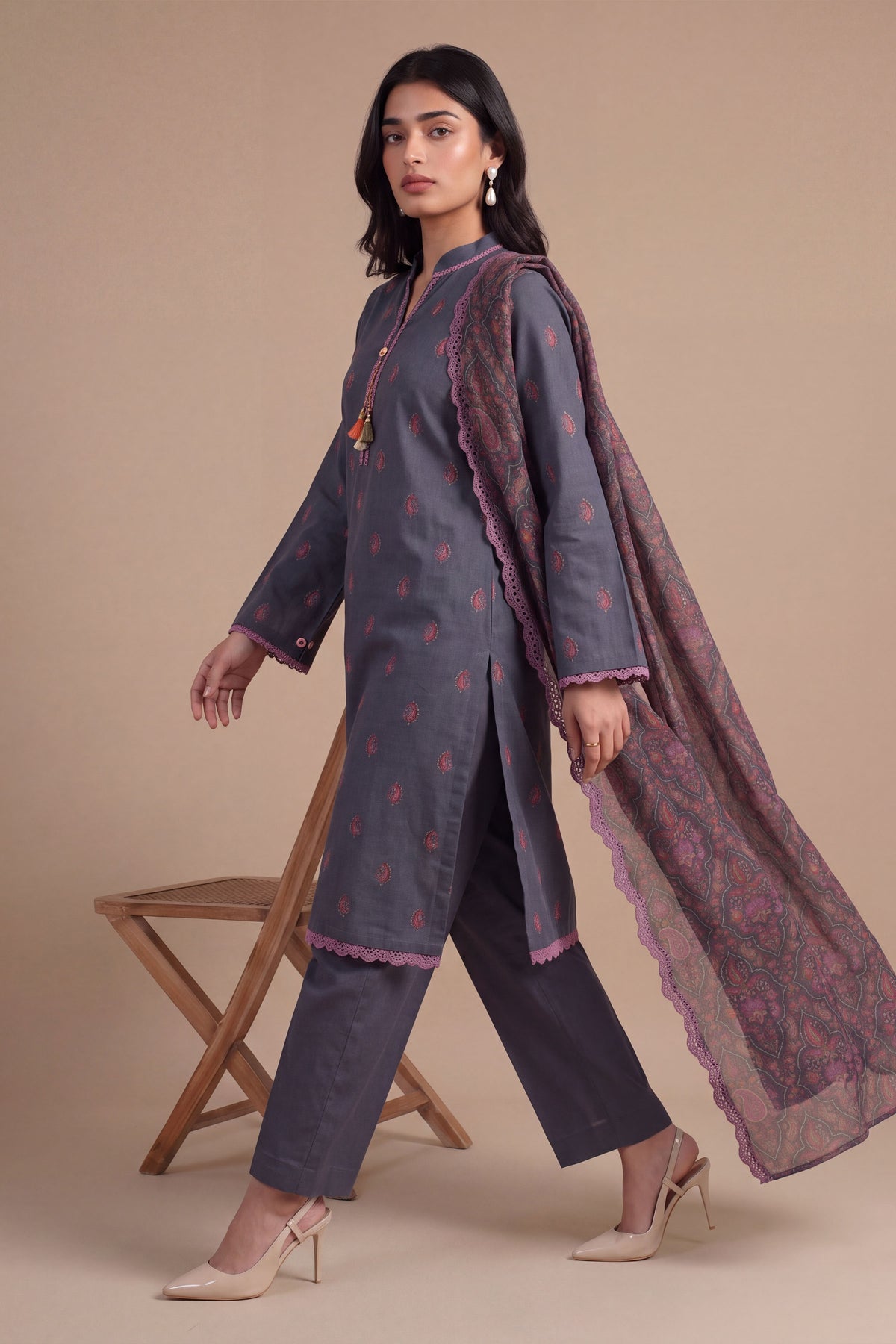 KHADDAR | EMBROIDERED