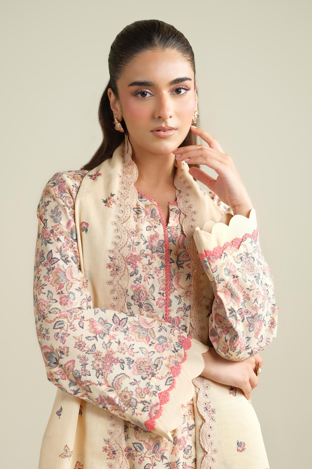 KHADDAR | EMBROIDERED