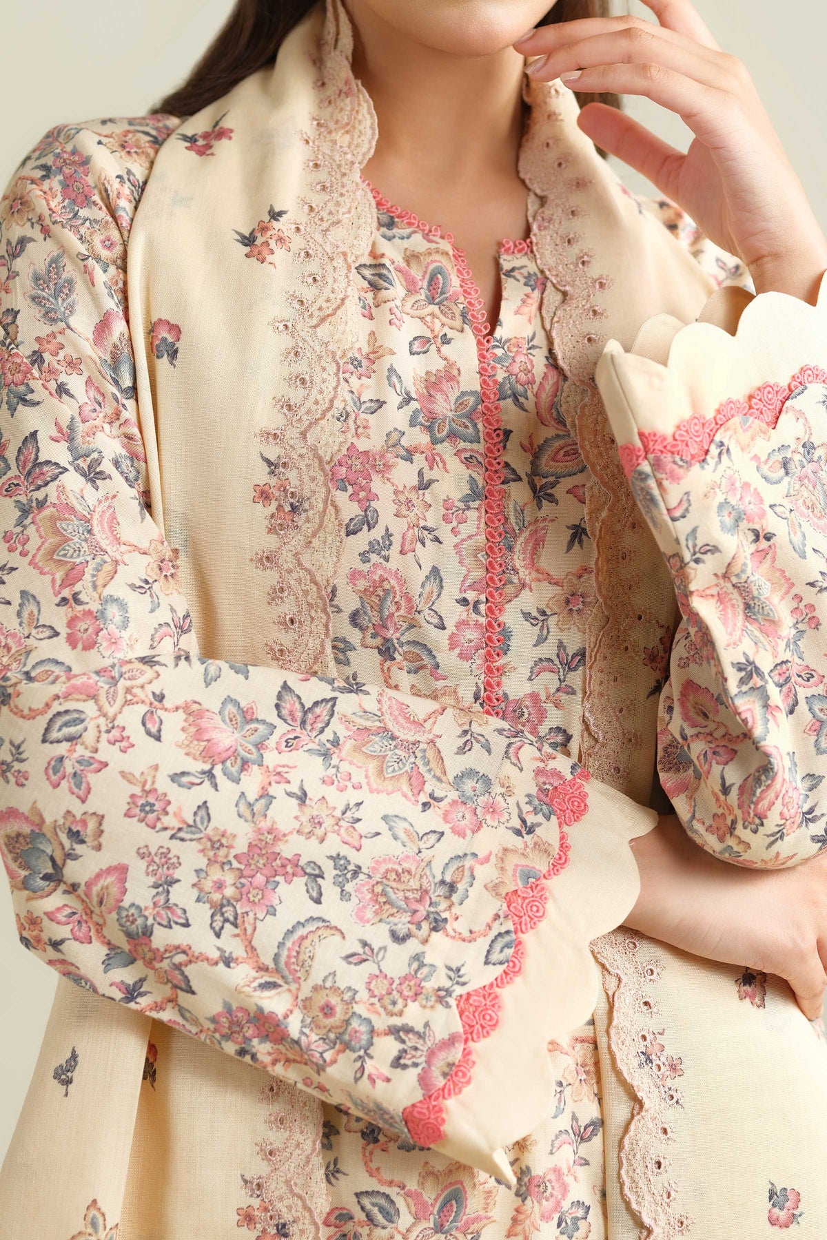 KHADDAR | EMBROIDERED