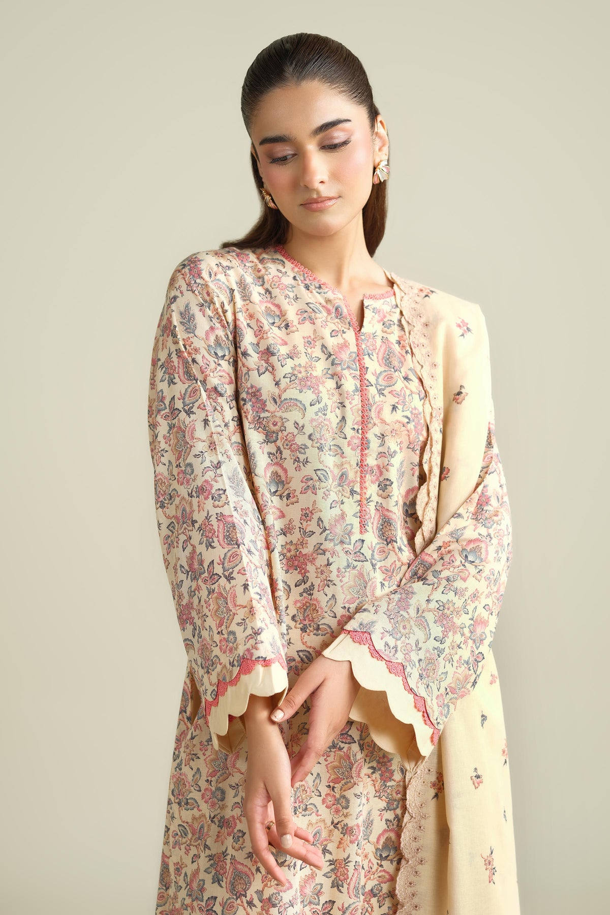 KHADDAR | EMBROIDERED