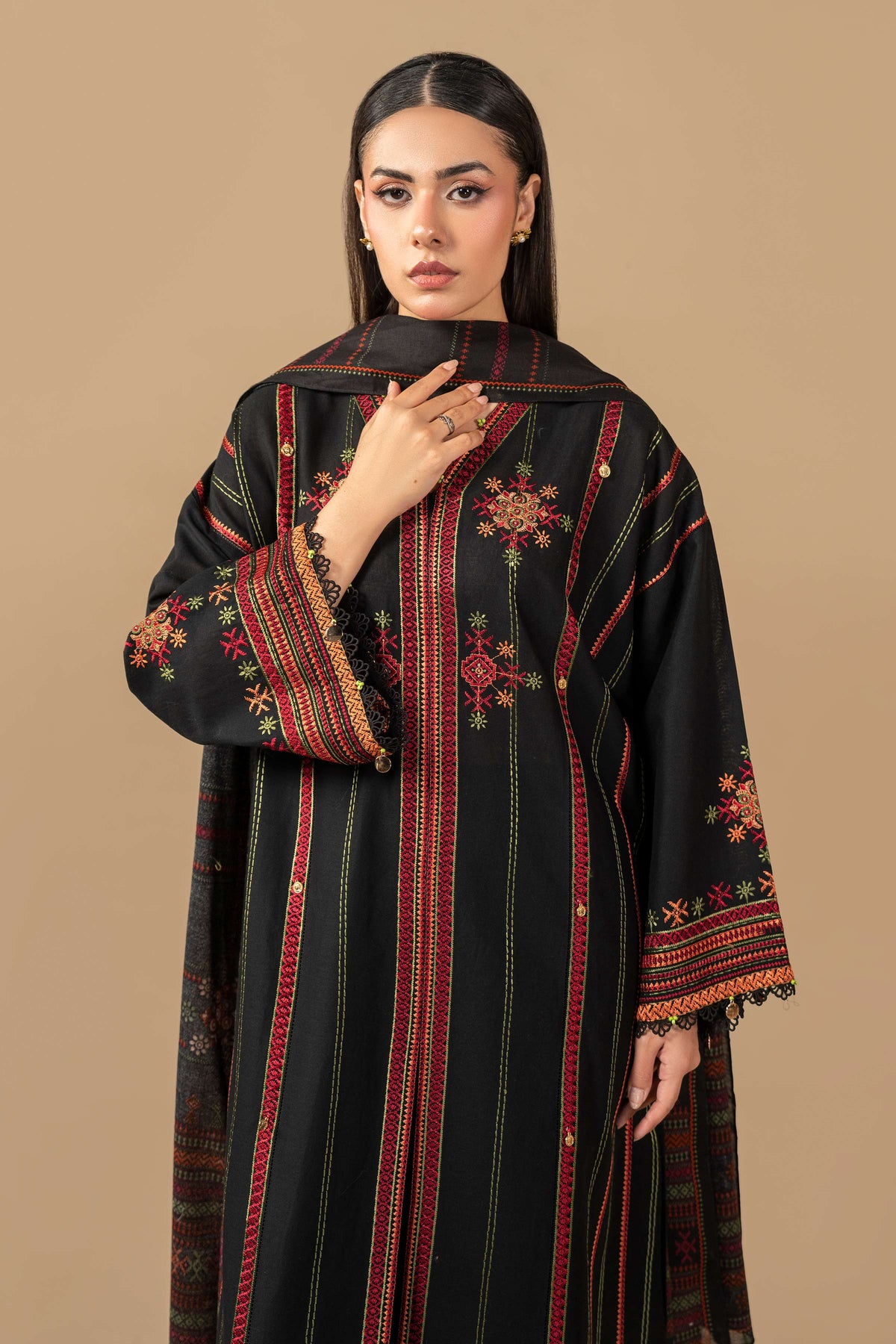 KHADDAR | EMBROIDERED