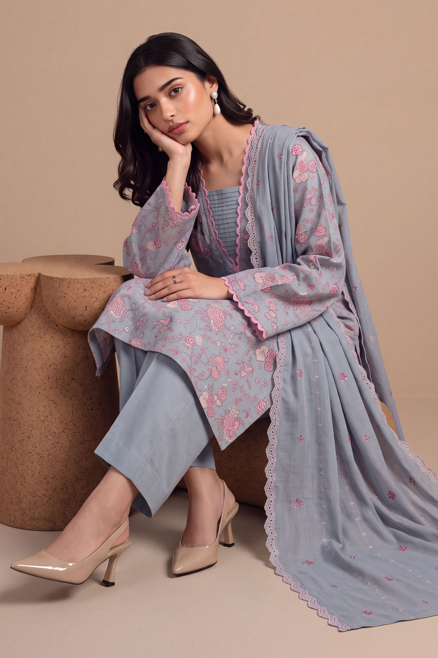 KHADDAR | EMBROIDERED