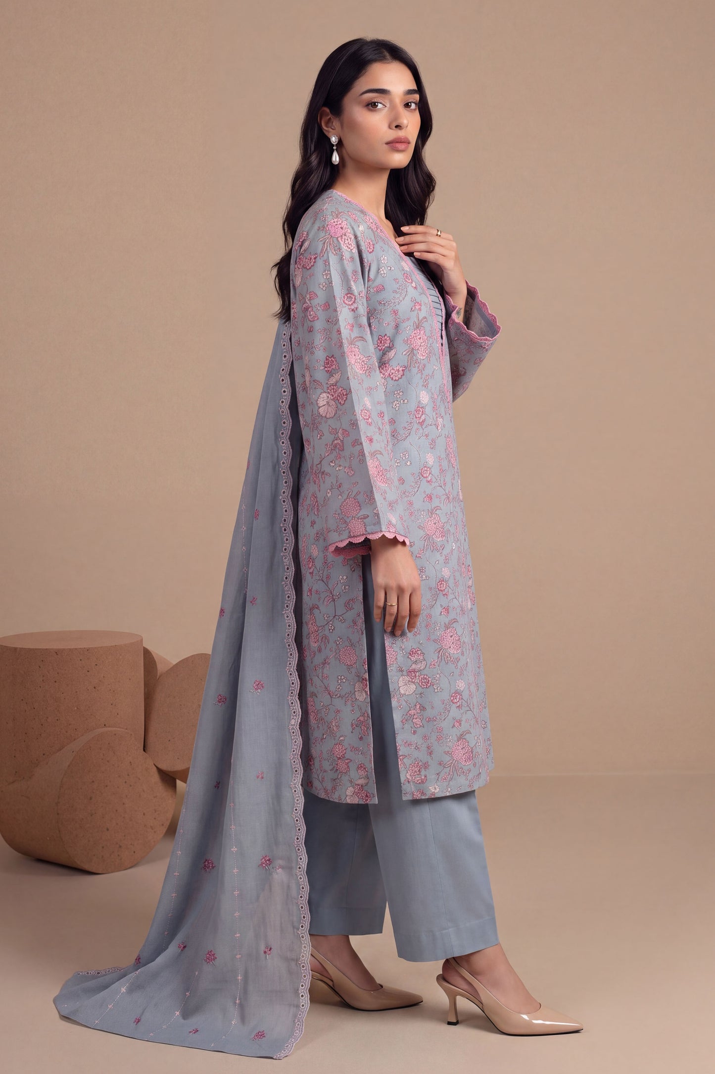 KHADDAR | EMBROIDERED