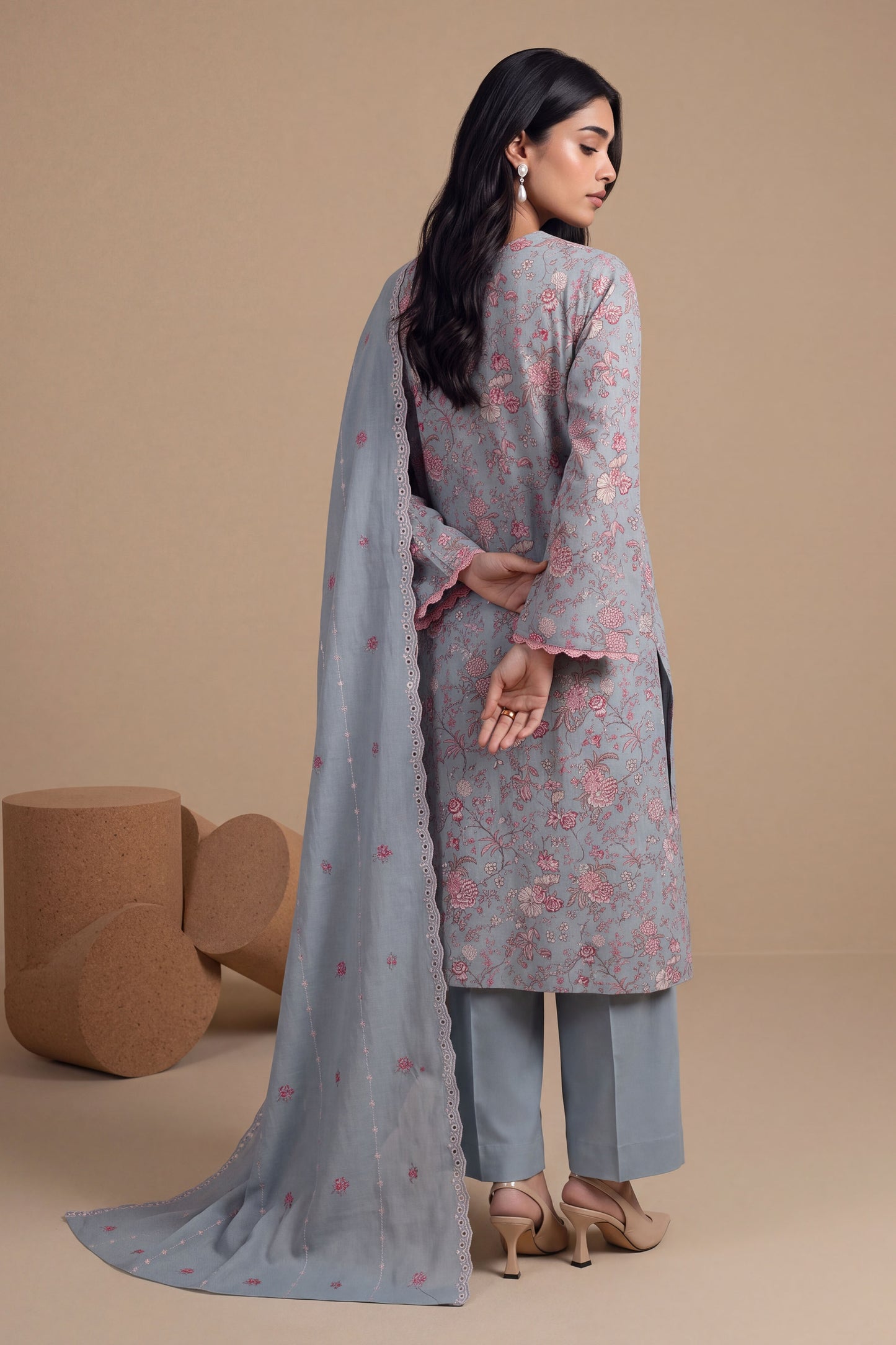 KHADDAR | EMBROIDERED