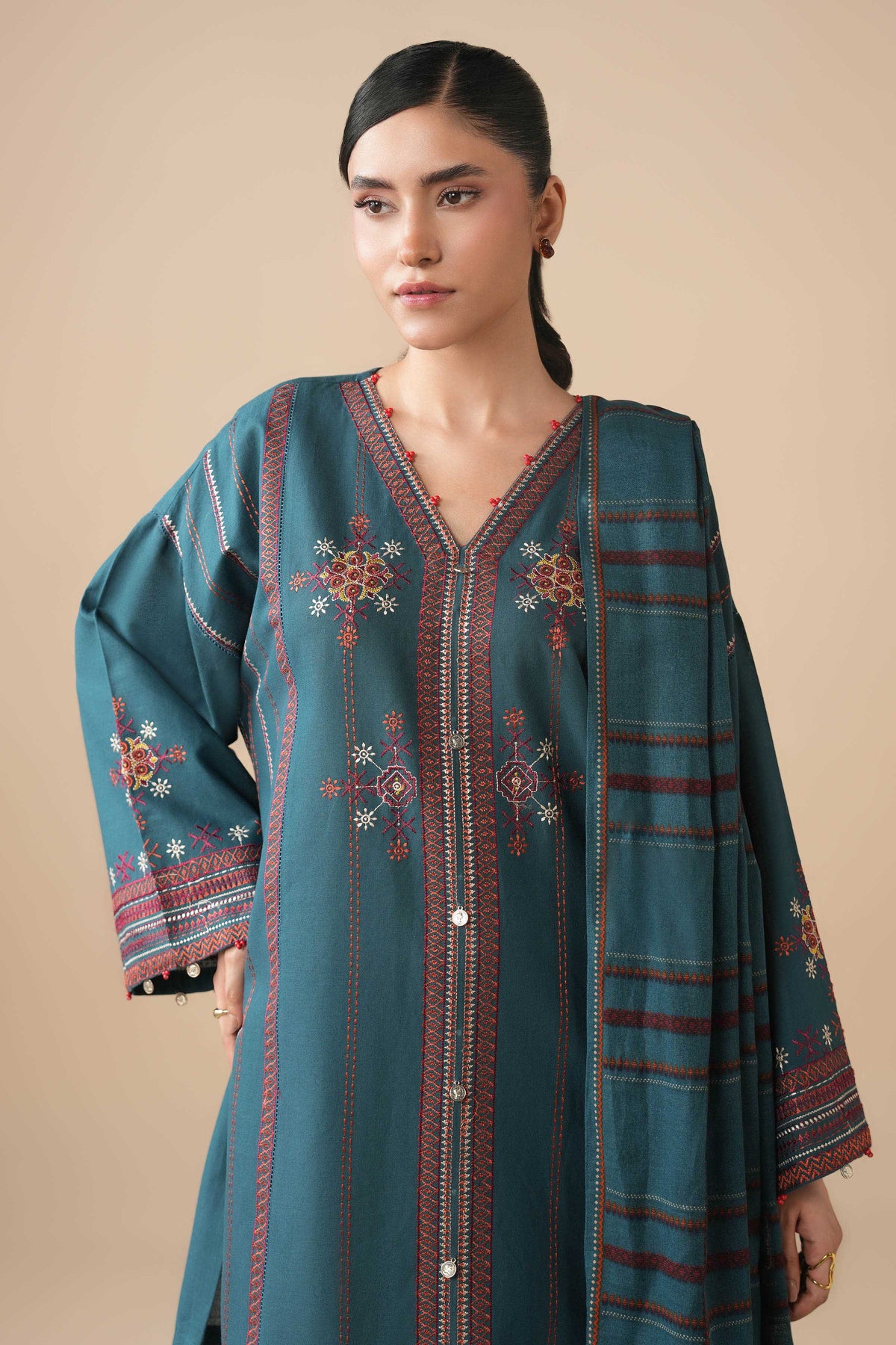 KHADDAR | EMBROIDERED