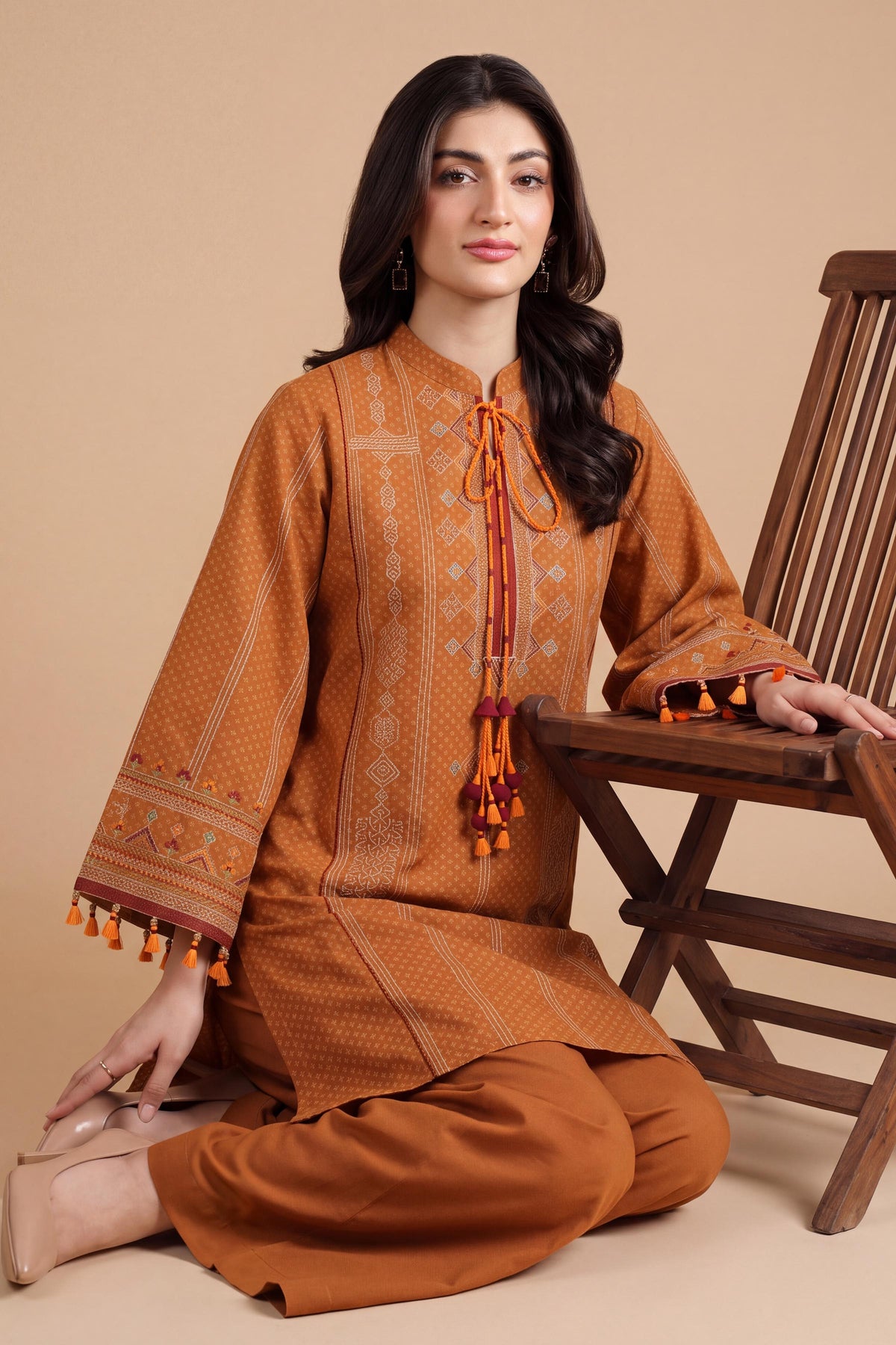 KHADDAR | EMBROIDERED