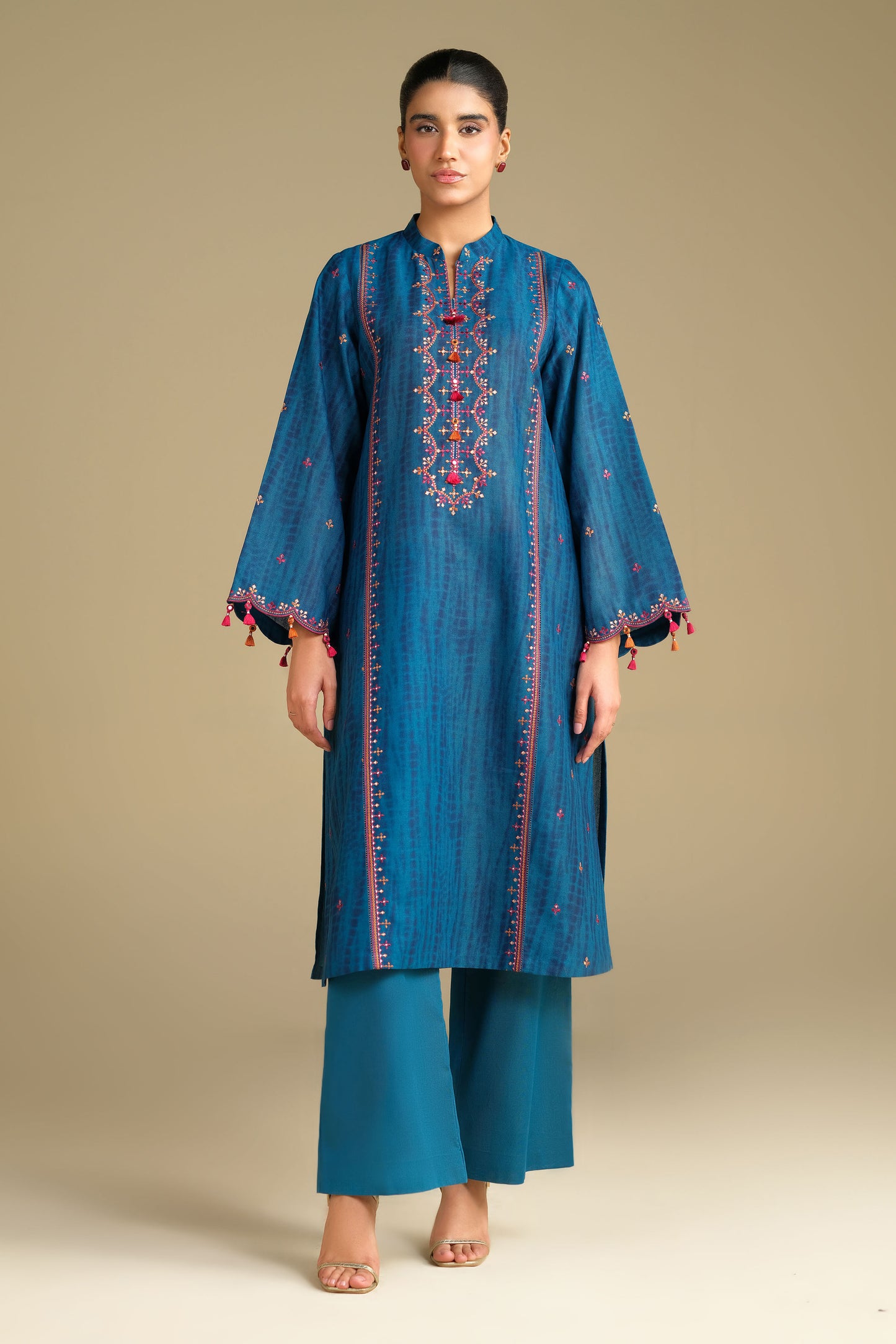 KHADDAR | EMBROIDERED