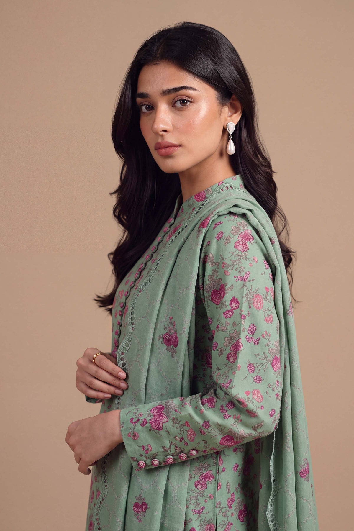 KHADDAR | EMBROIDERED