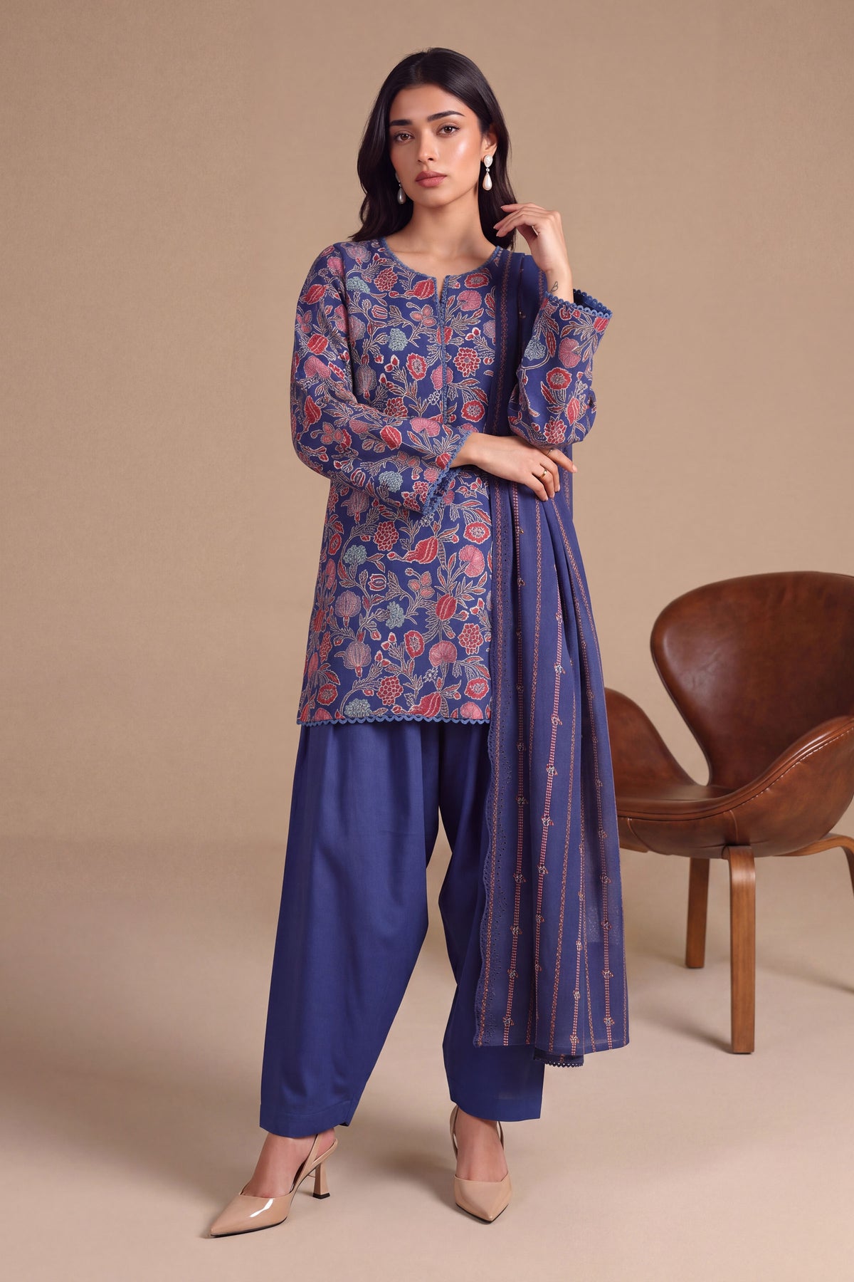 KHADDAR | EMBROIDERED