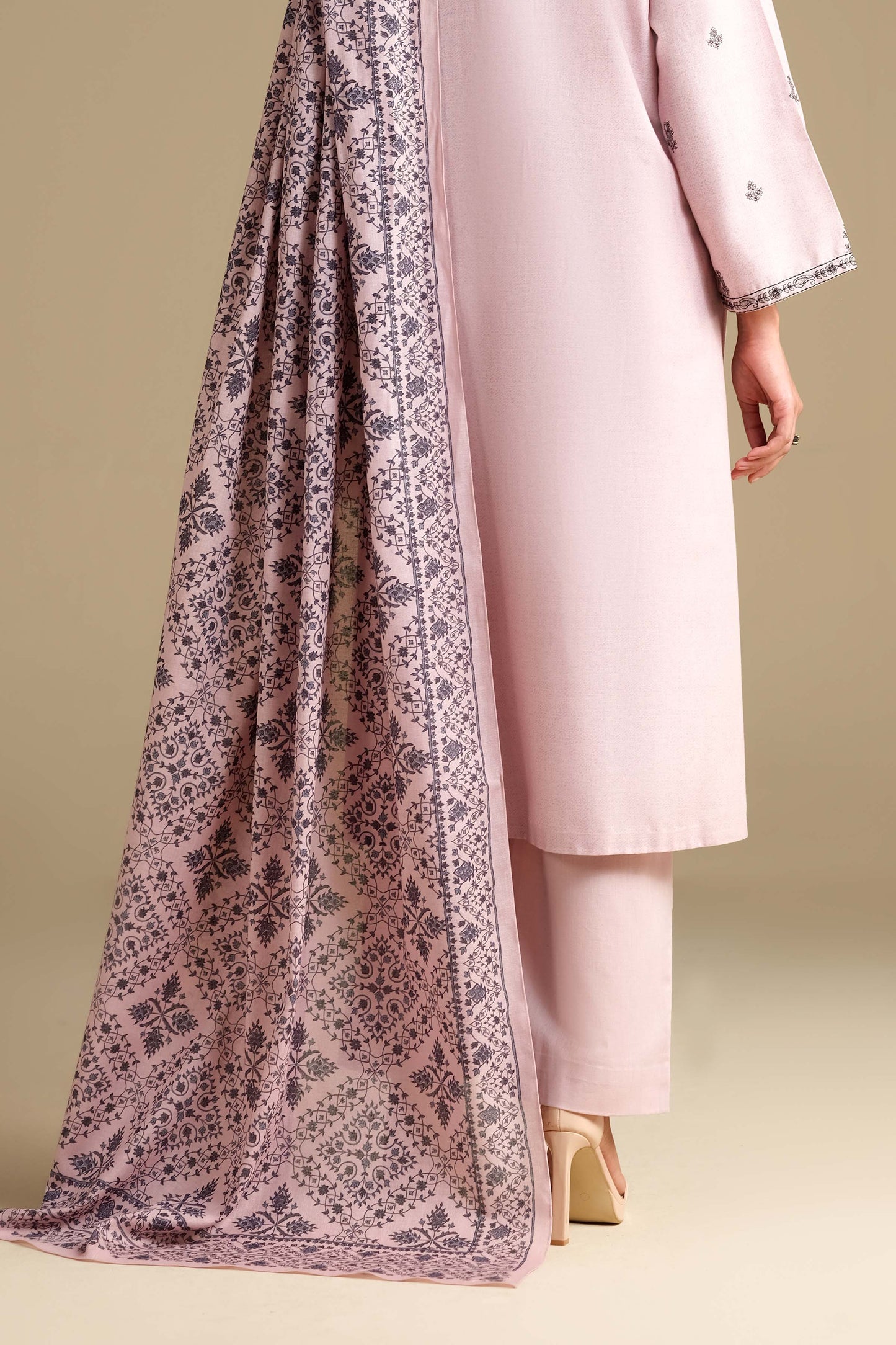 KHADDAR | EMBROIDERED