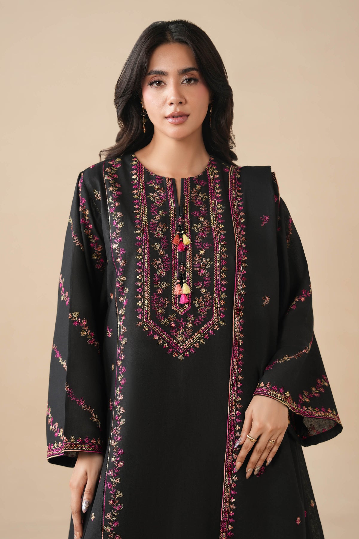 KHADDAR | EMBROIDERED