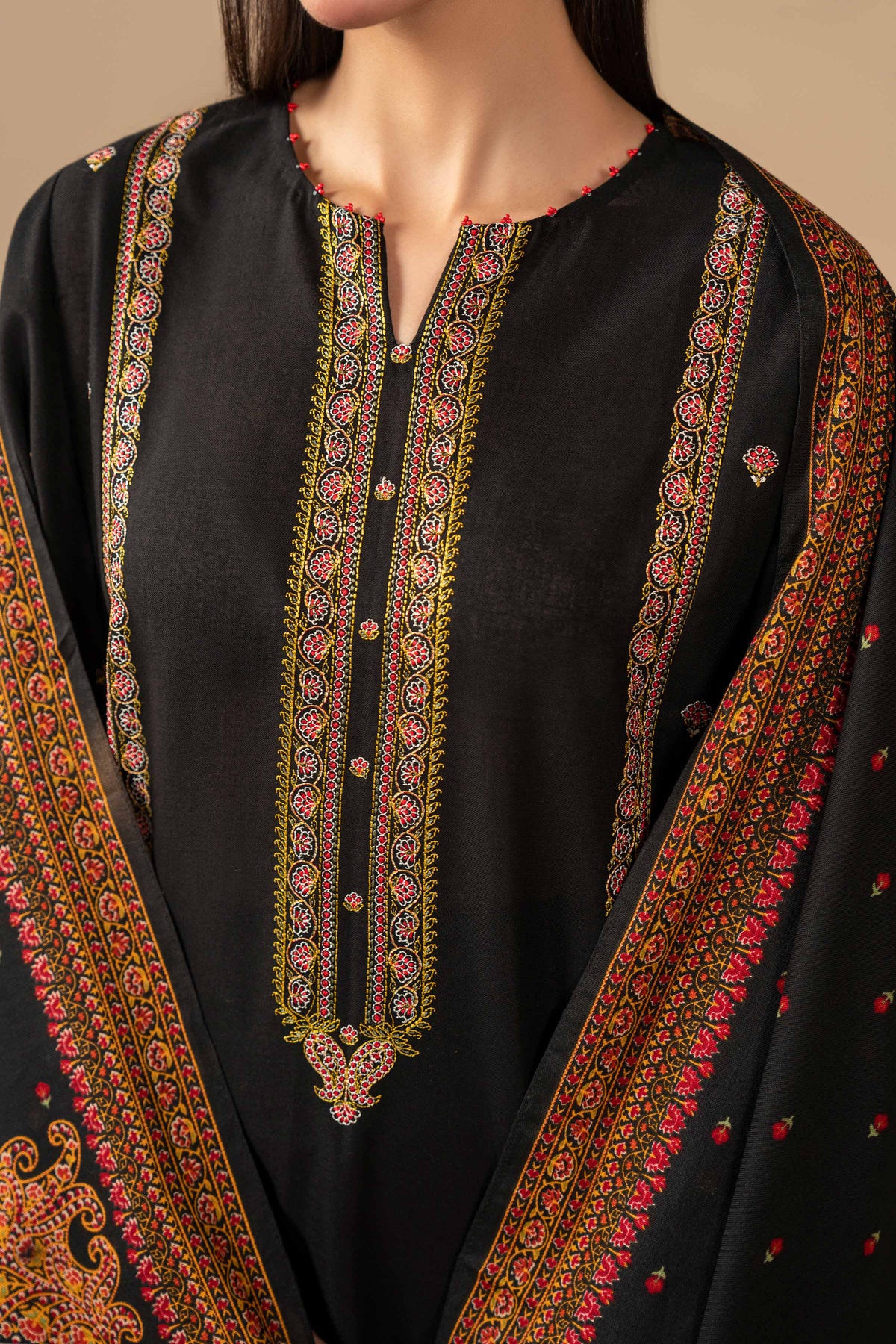 KHADDAR | EMBROIDERED