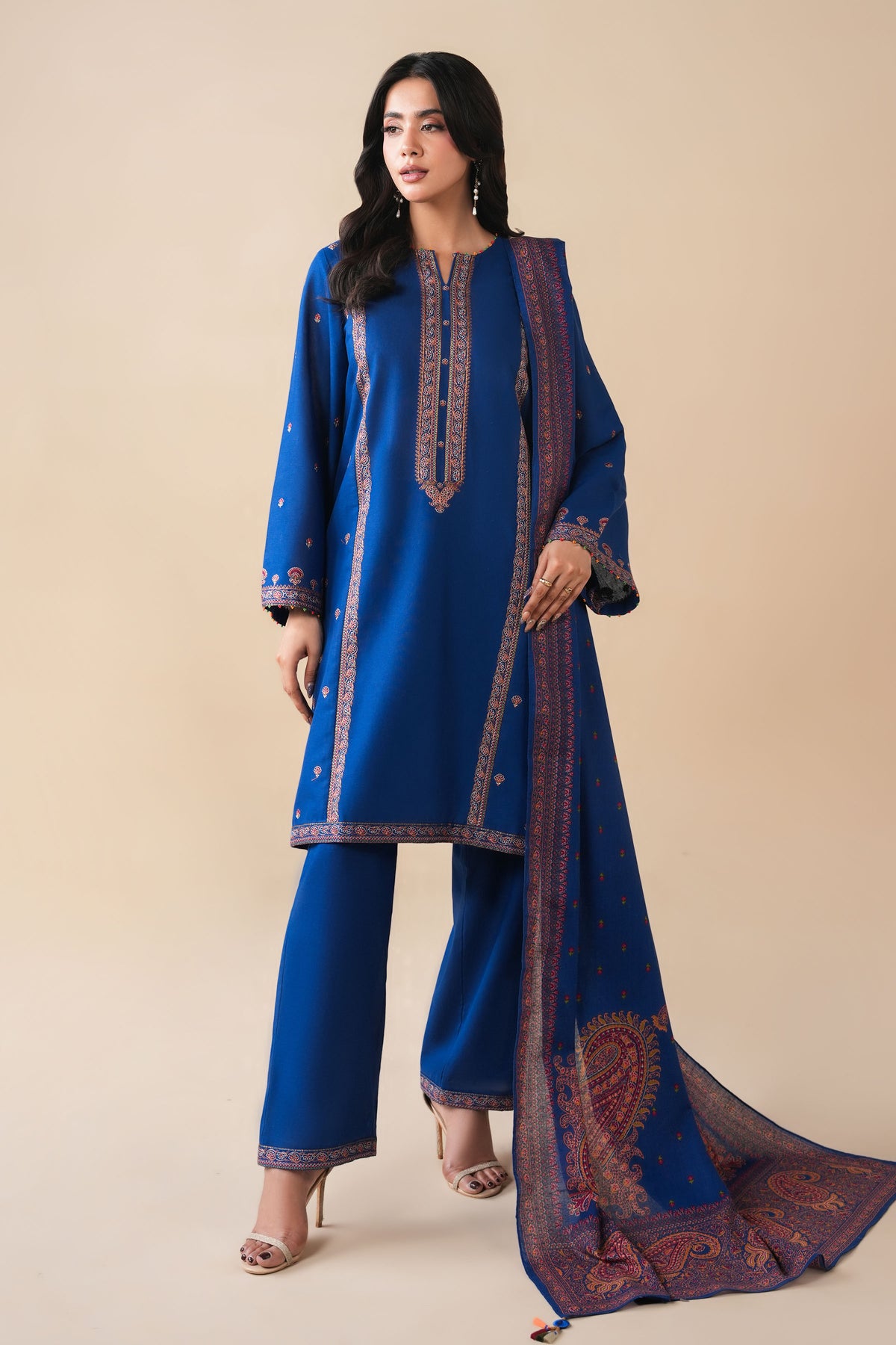 KHADDAR | EMBROIDERED