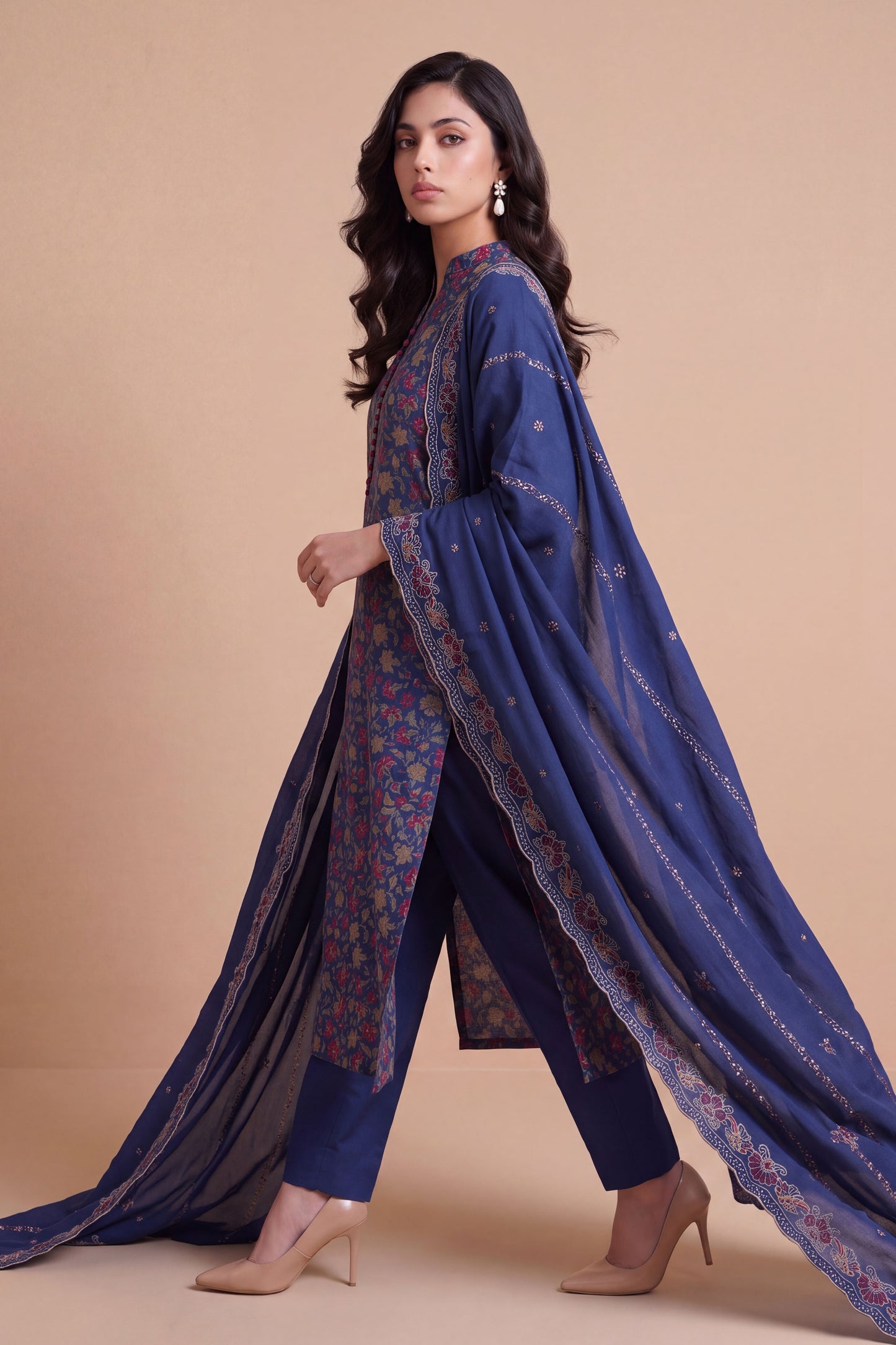 KHADDAR | EMBROIDERED