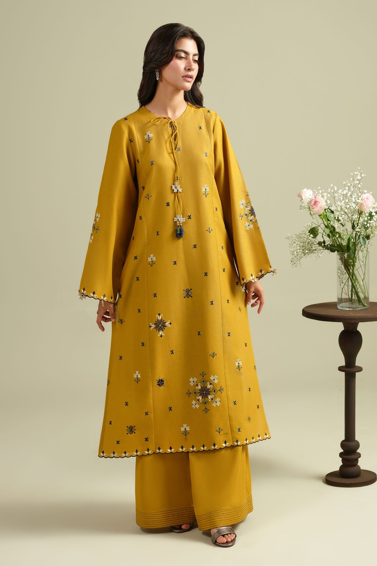 KHADDAR | EMBROIDERED