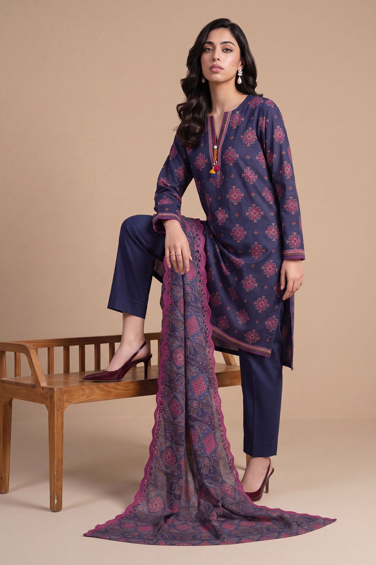KHADDAR | EMBROIDERED