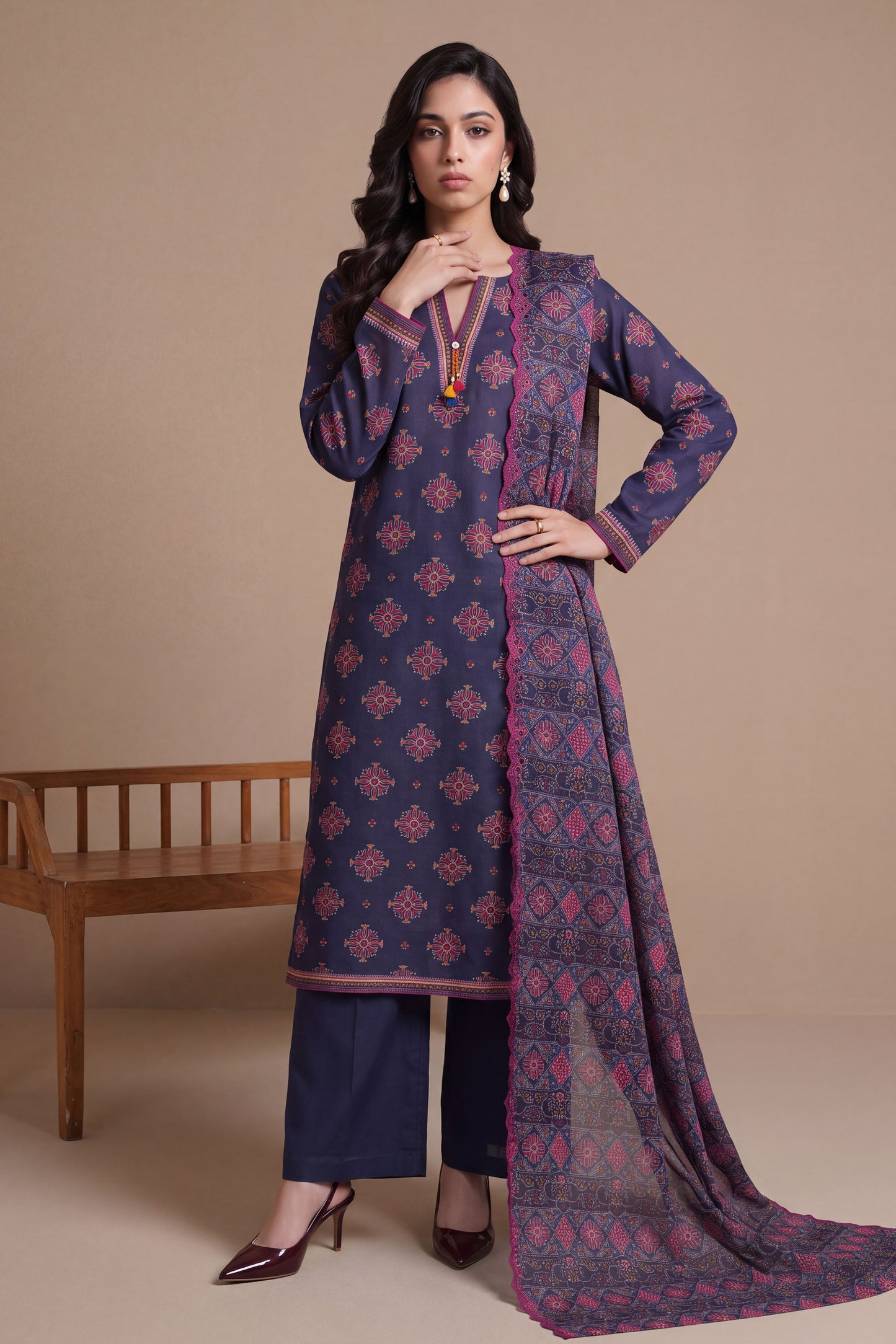 KHADDAR | EMBROIDERED