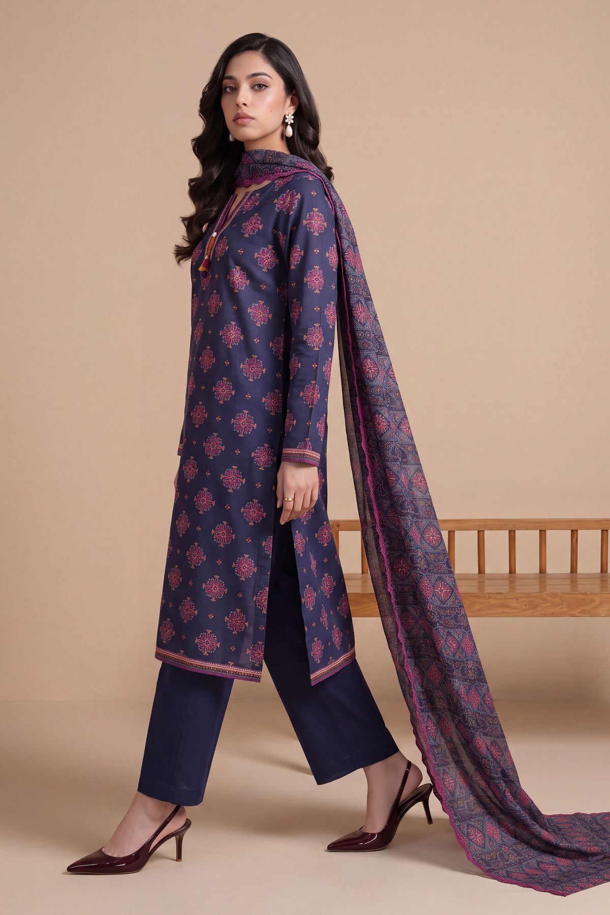 KHADDAR | EMBROIDERED