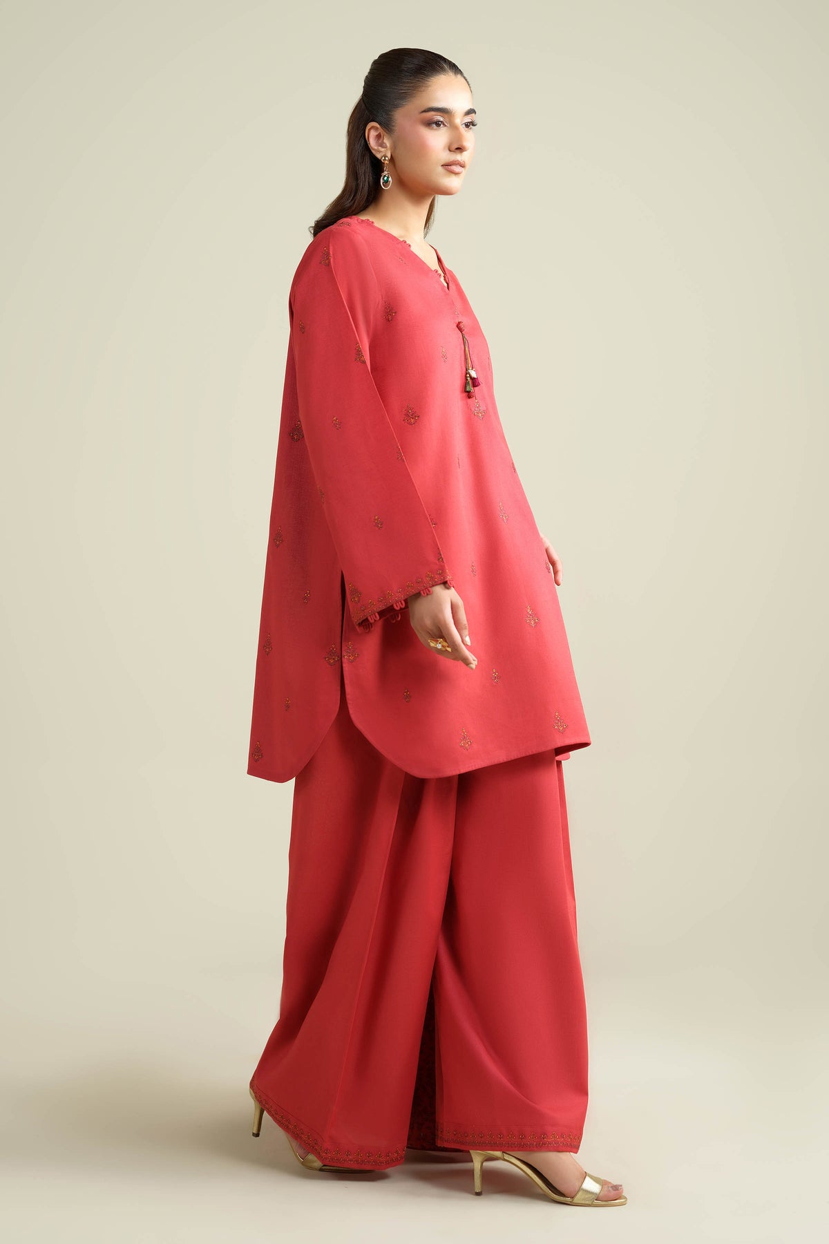 KHADDAR | EMBROIDERED