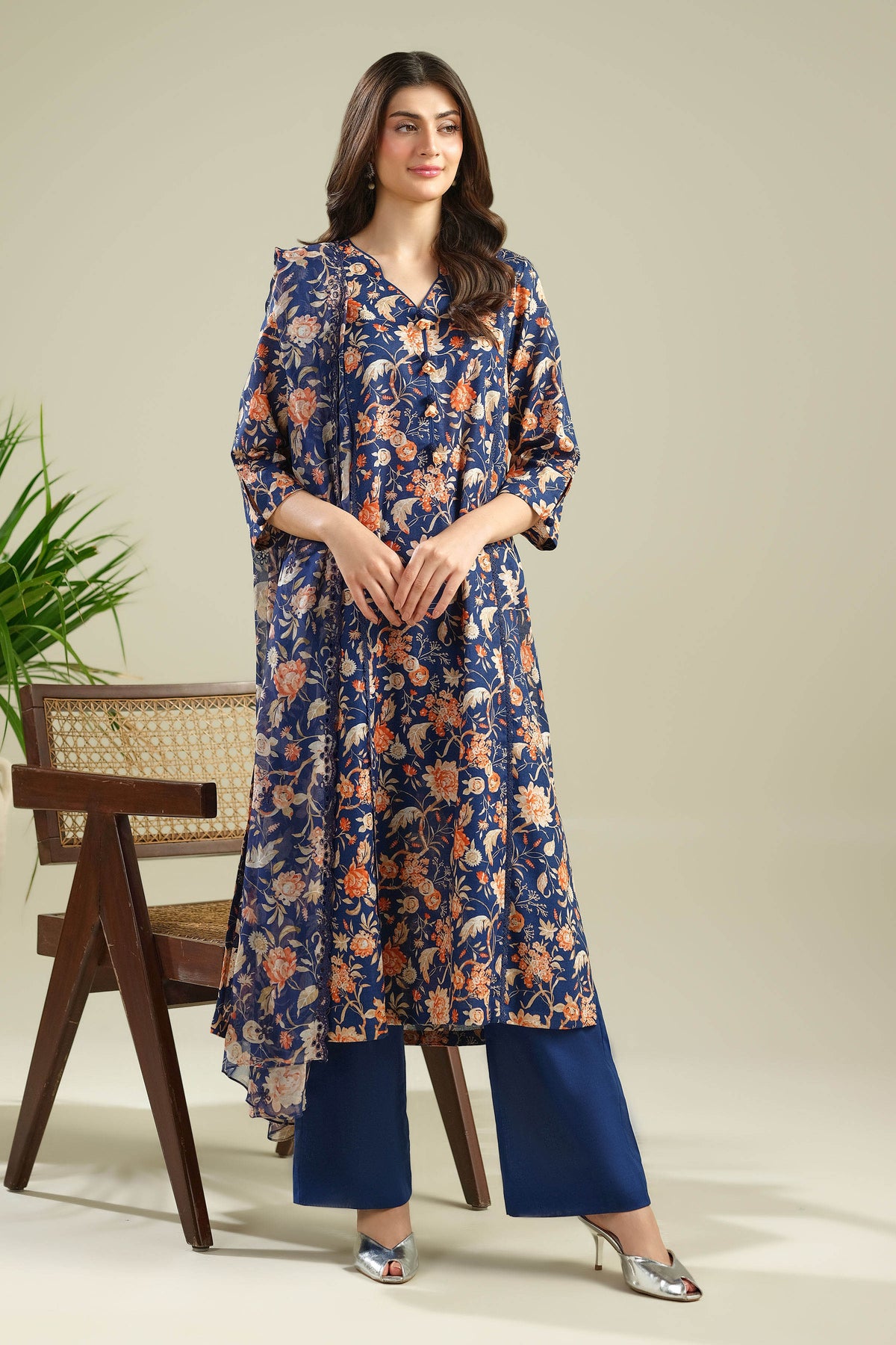 KHADDAR | EMBROIDERED