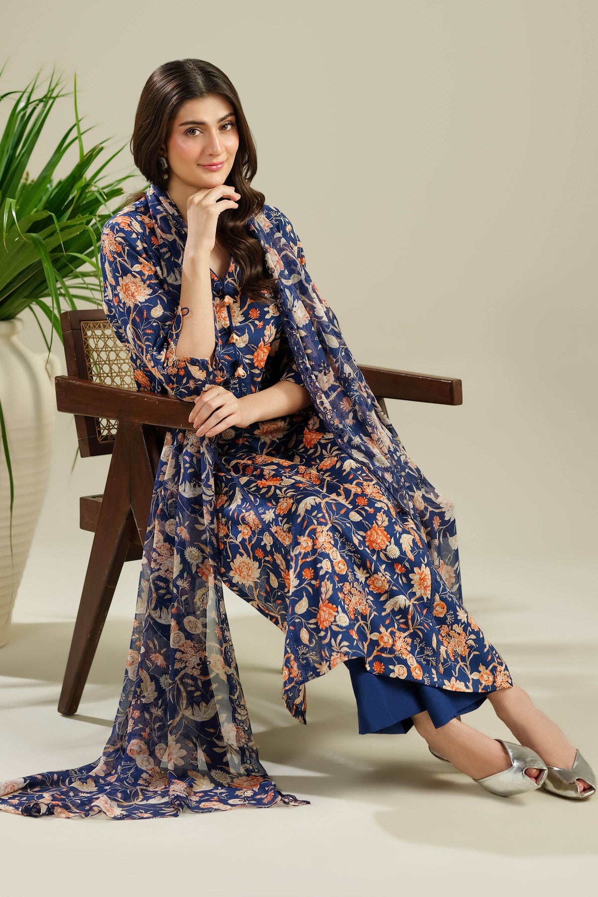 KHADDAR | EMBROIDERED