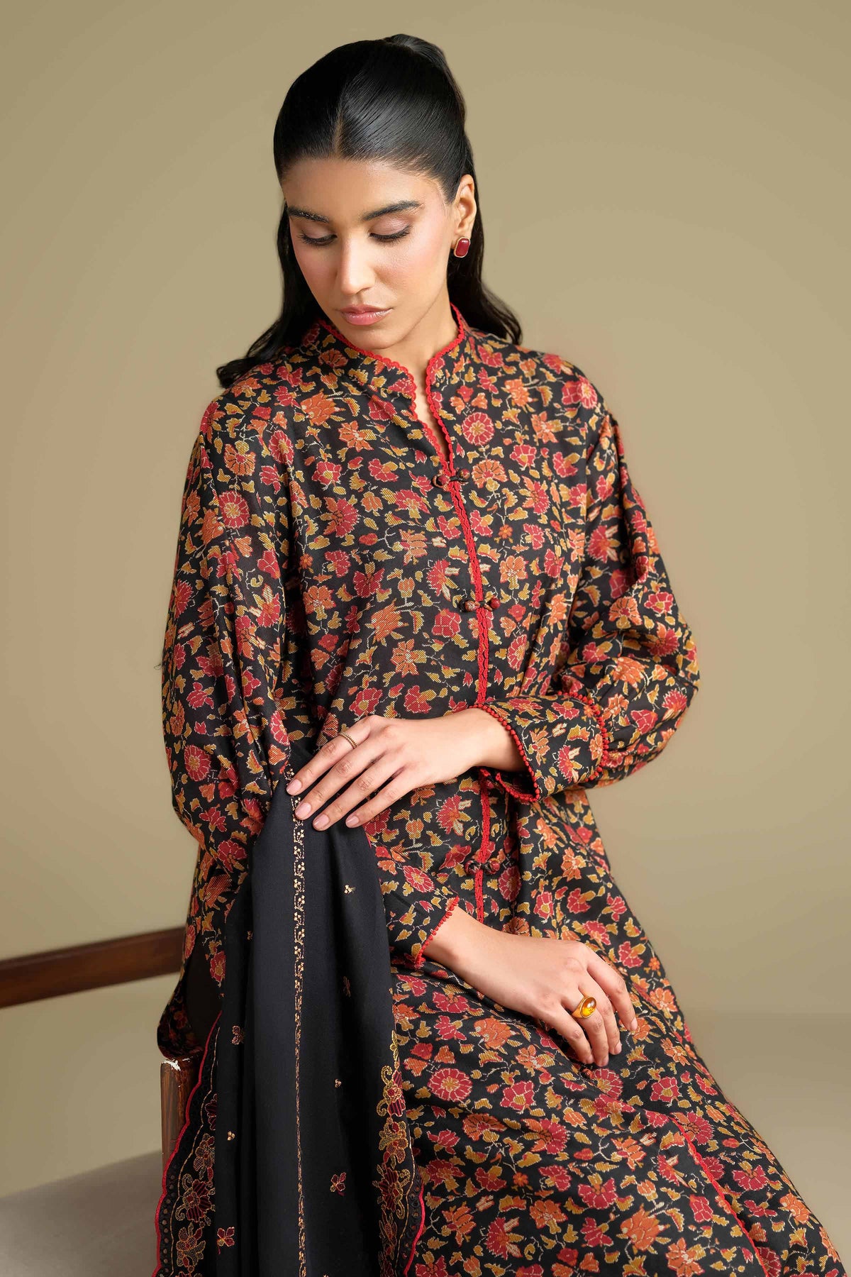 KHADDAR | EMBROIDERED