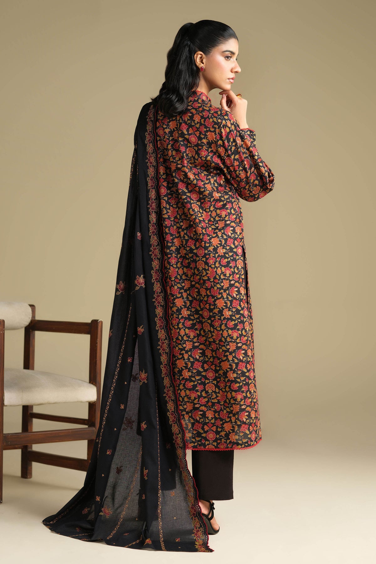 KHADDAR | EMBROIDERED