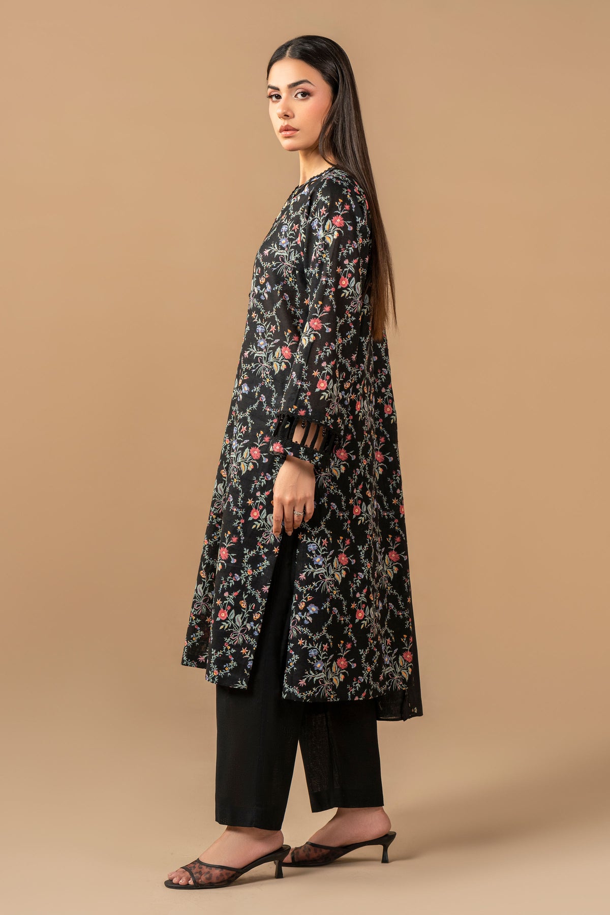 KHADDAR | EMBROIDERED