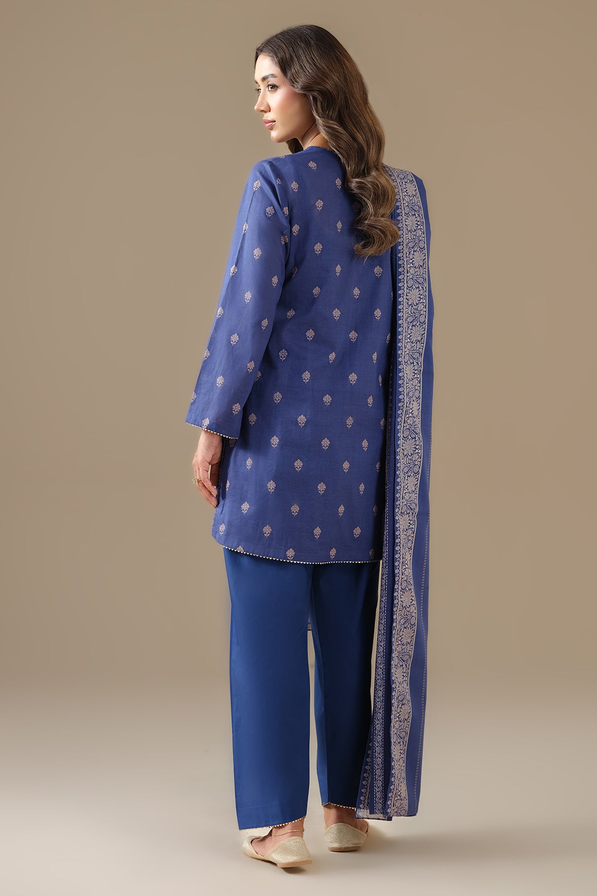 LAWN | PRINTED