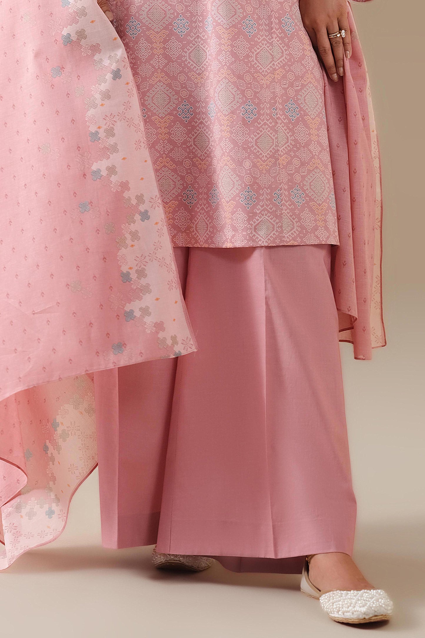 LAWN | PRINTED