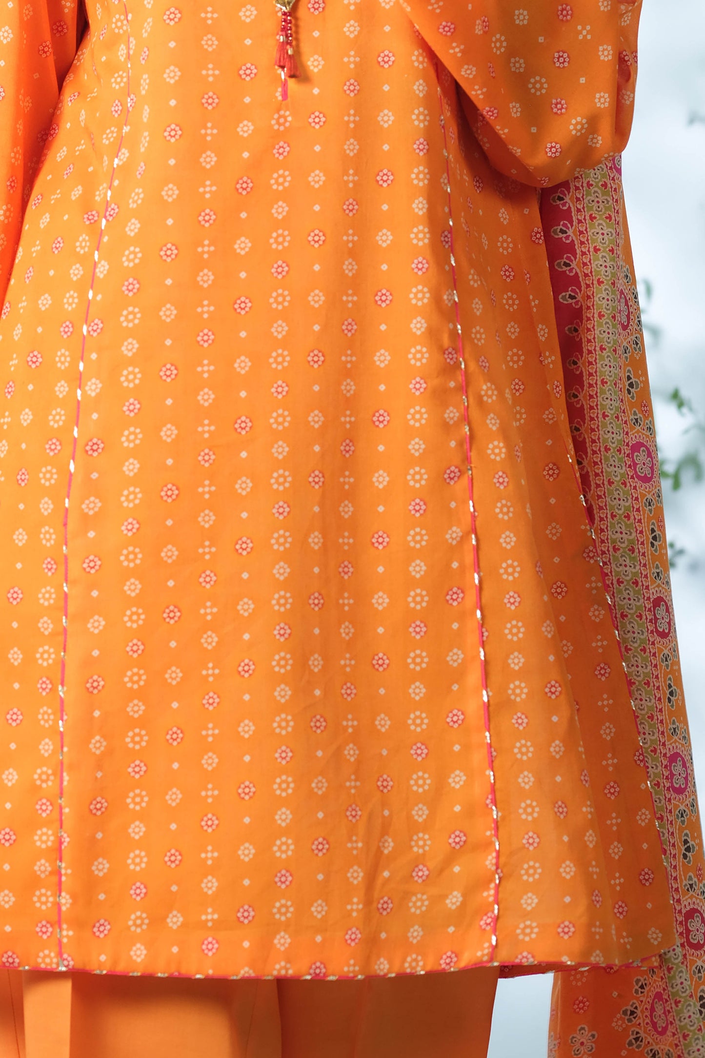 LAWN | PRINTED