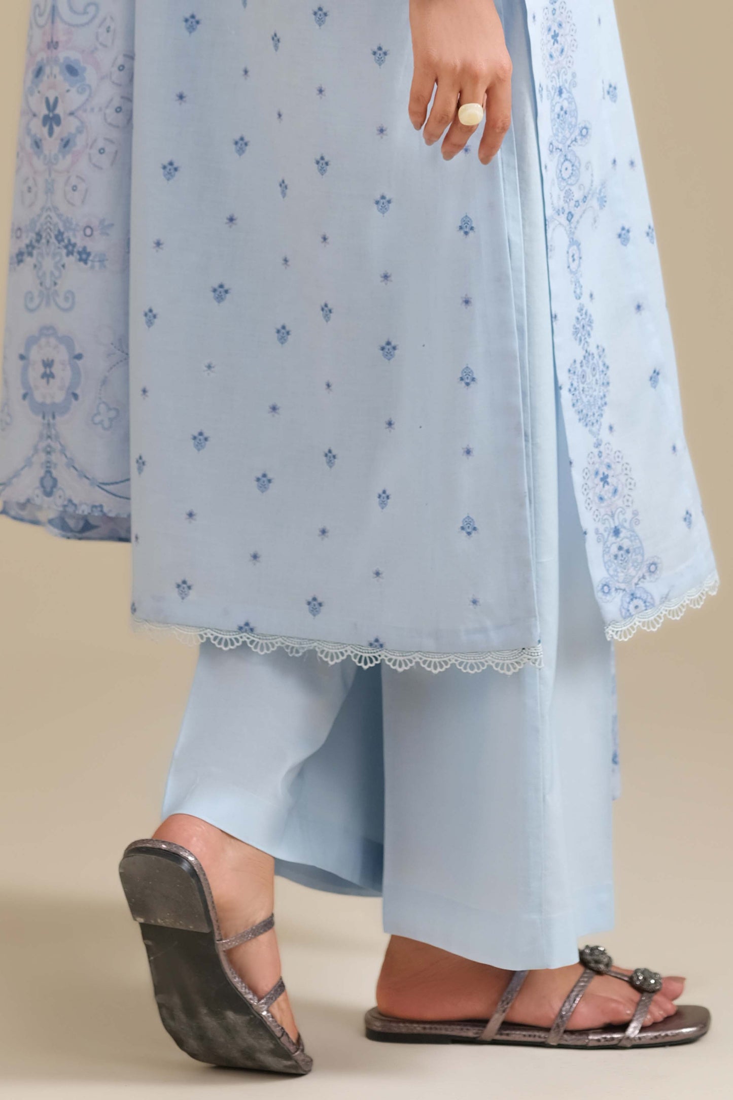 LAWN | PRINTED