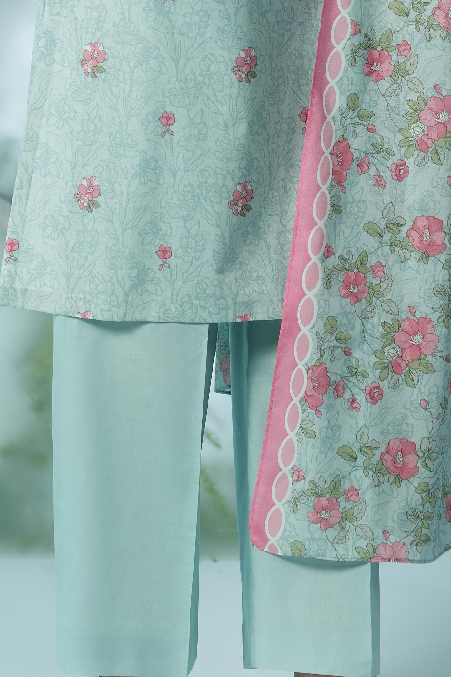 LAWN | PRINTED