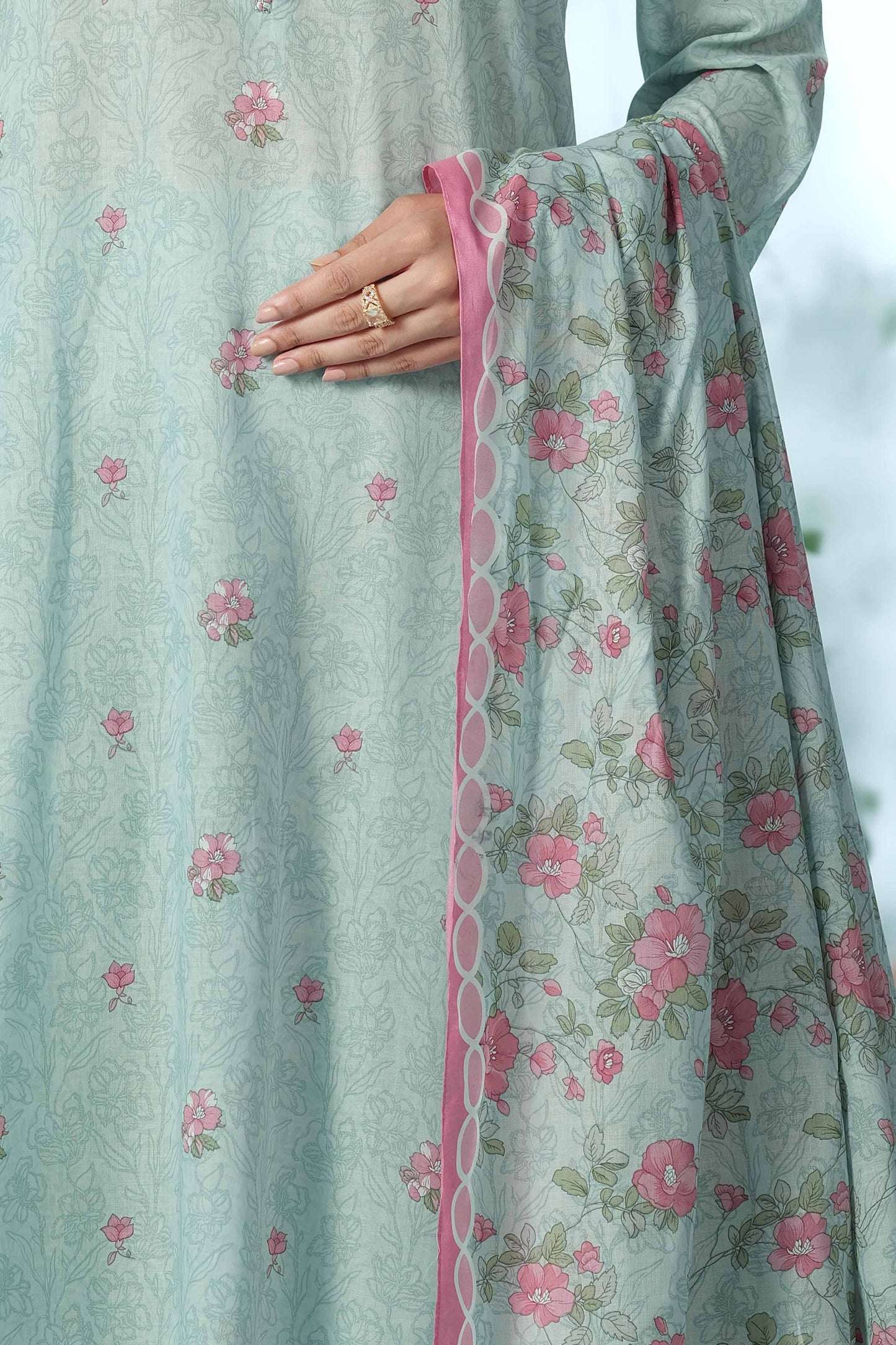 LAWN | PRINTED