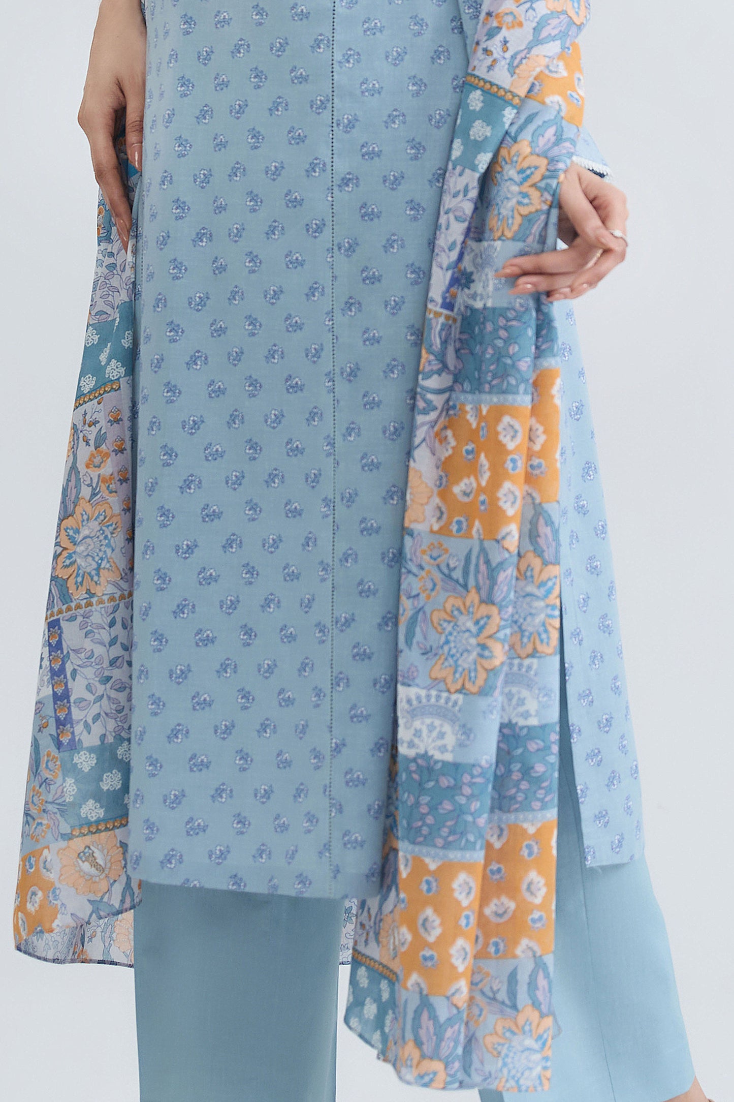 LAWN | PRINTED