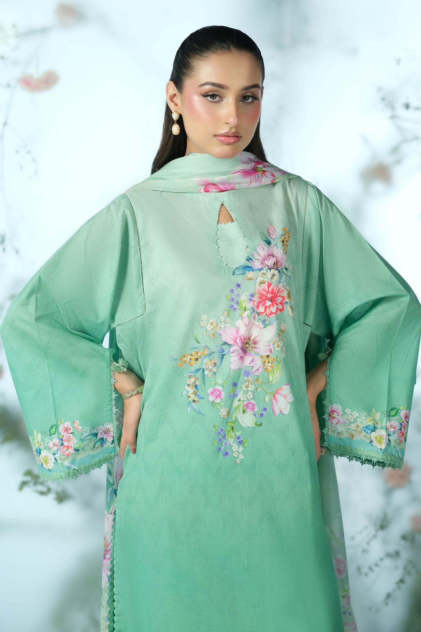 LAWN | PRINTED