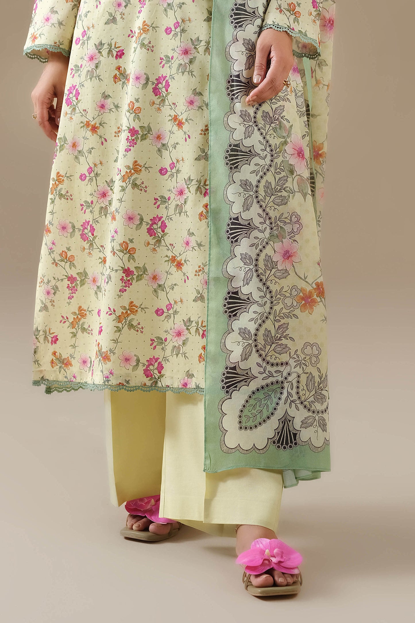 LAWN | PRINTED