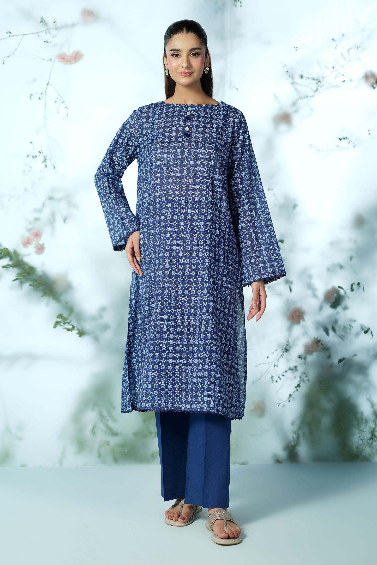 LAWN | PRINTED