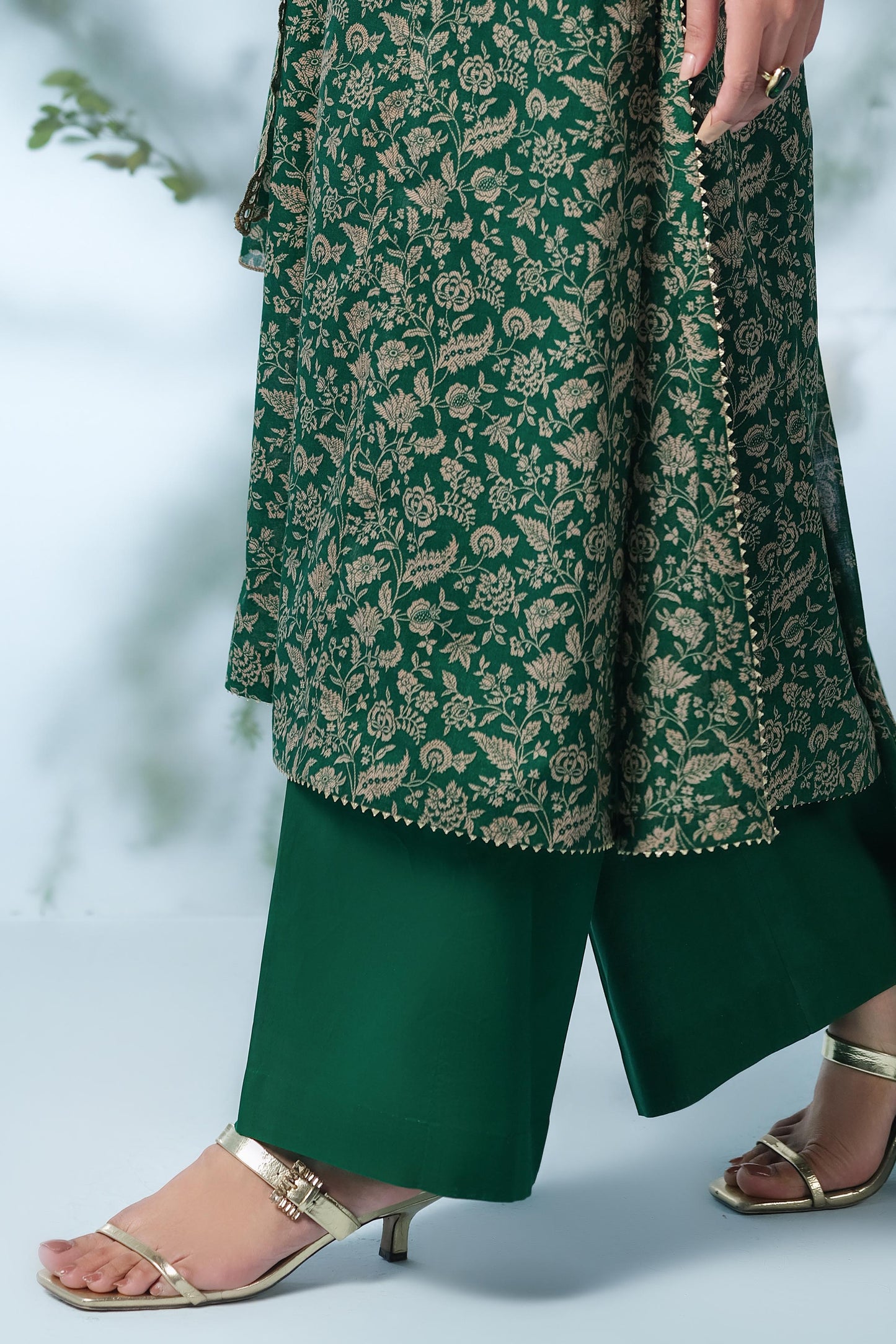 LAWN | EMBROIDERED