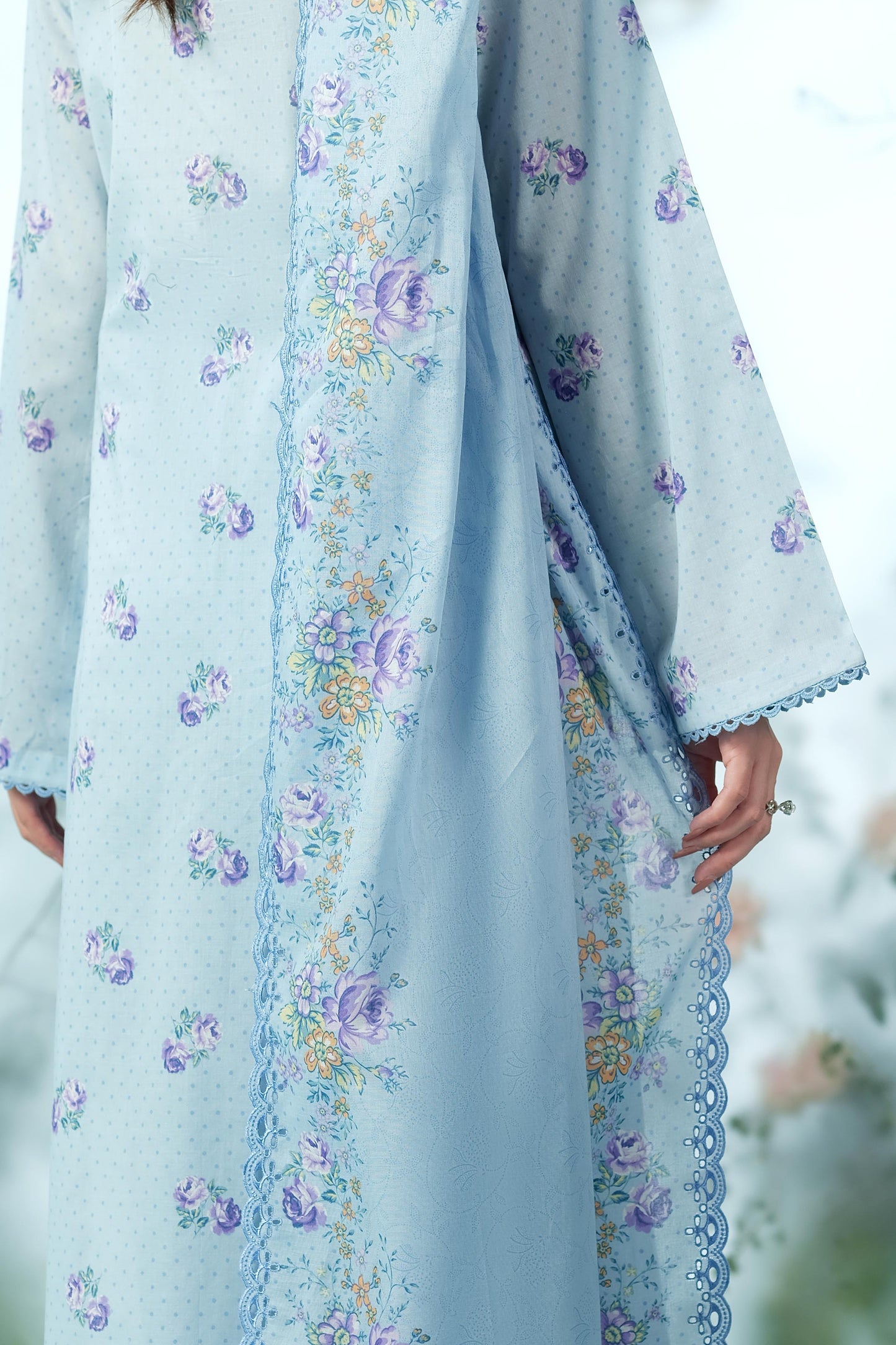 LAWN | EMBROIDERED