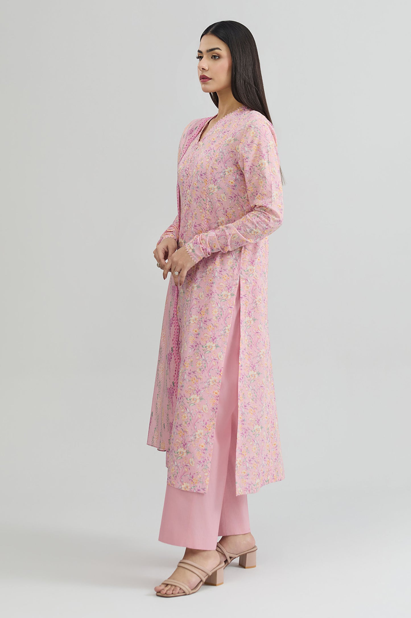 LAWN | EMBROIDERED
