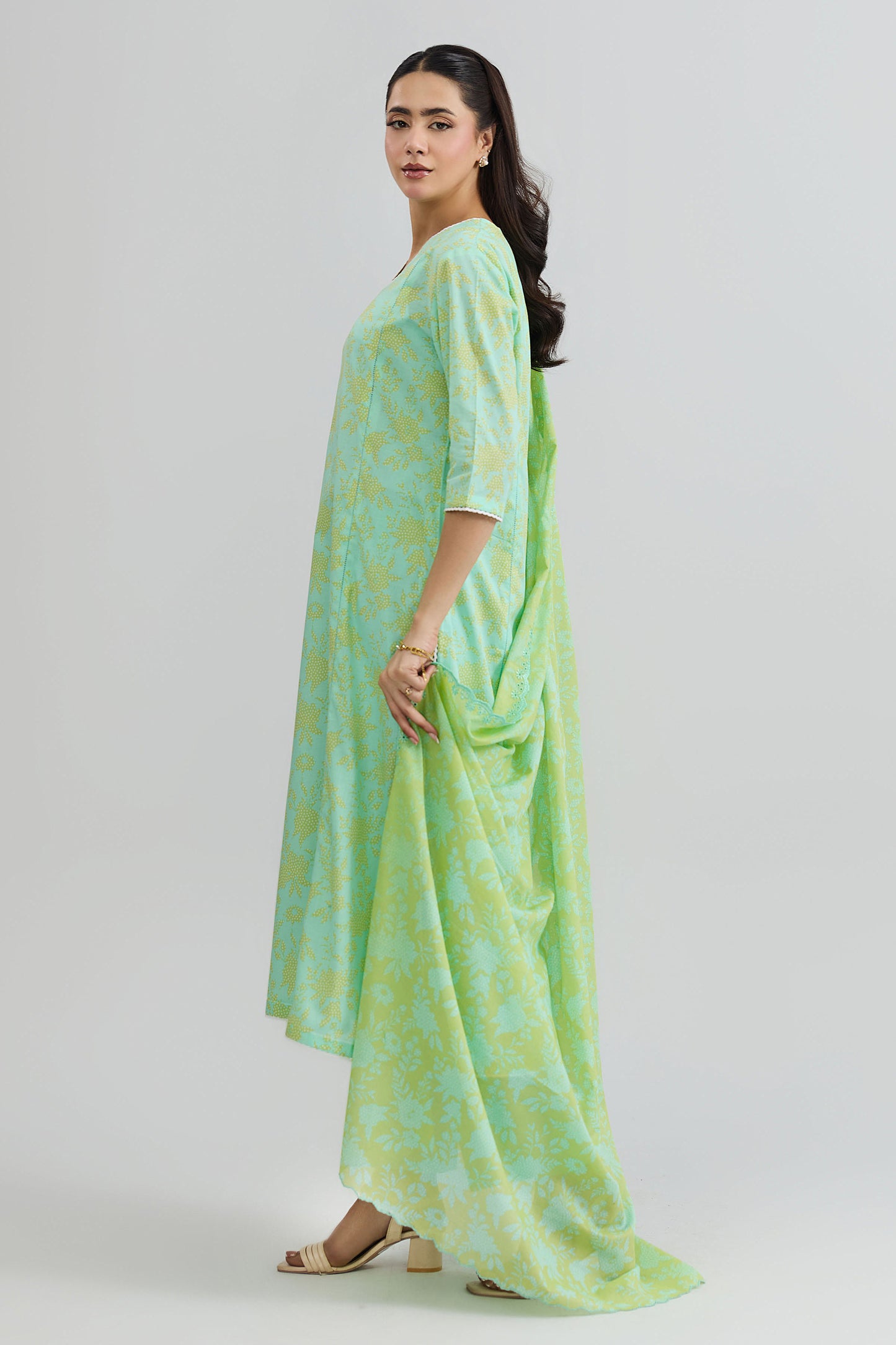 LAWN | EMBROIDERED