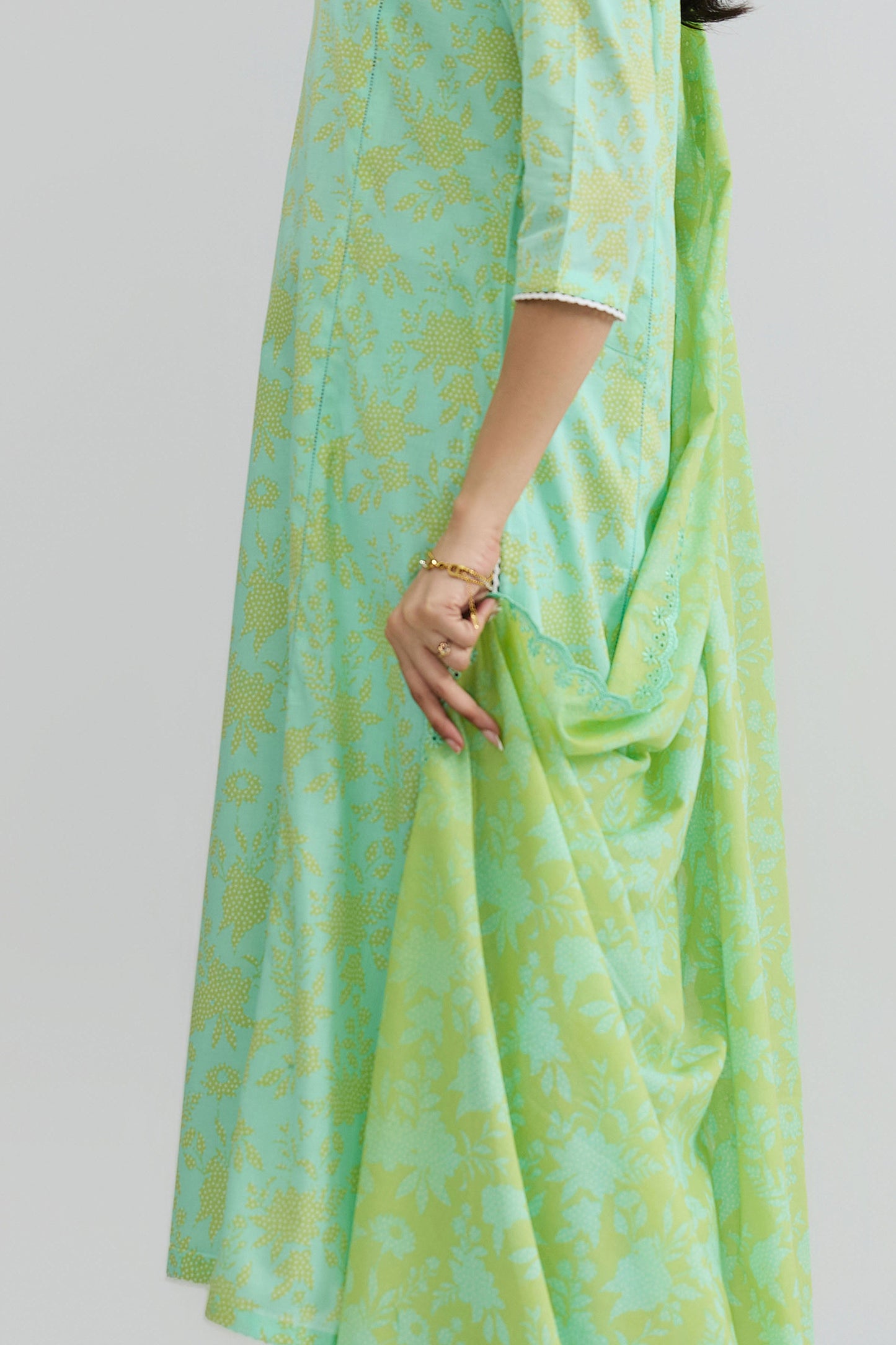 LAWN | EMBROIDERED
